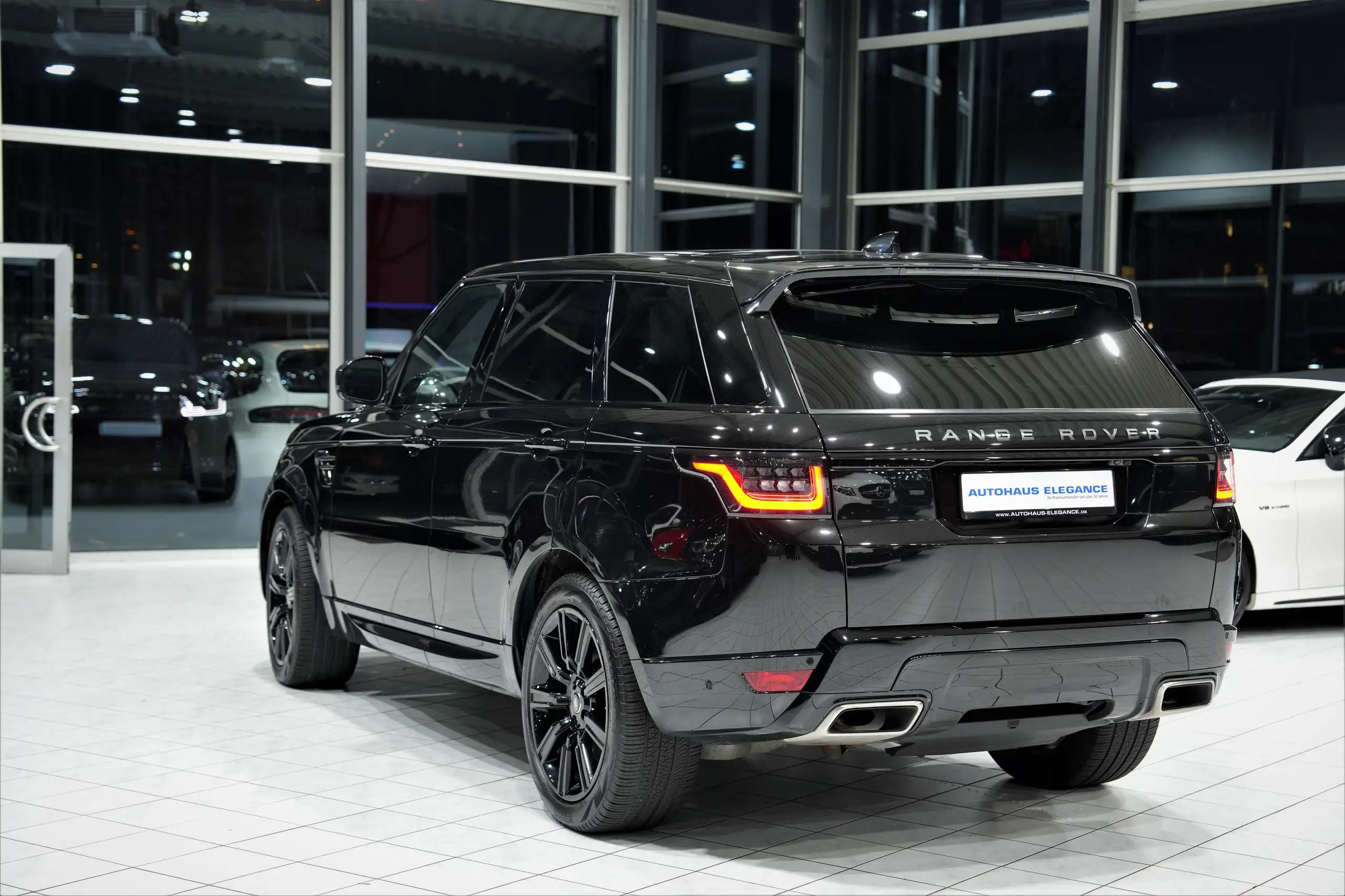 Land Rover - Range Rover Sport