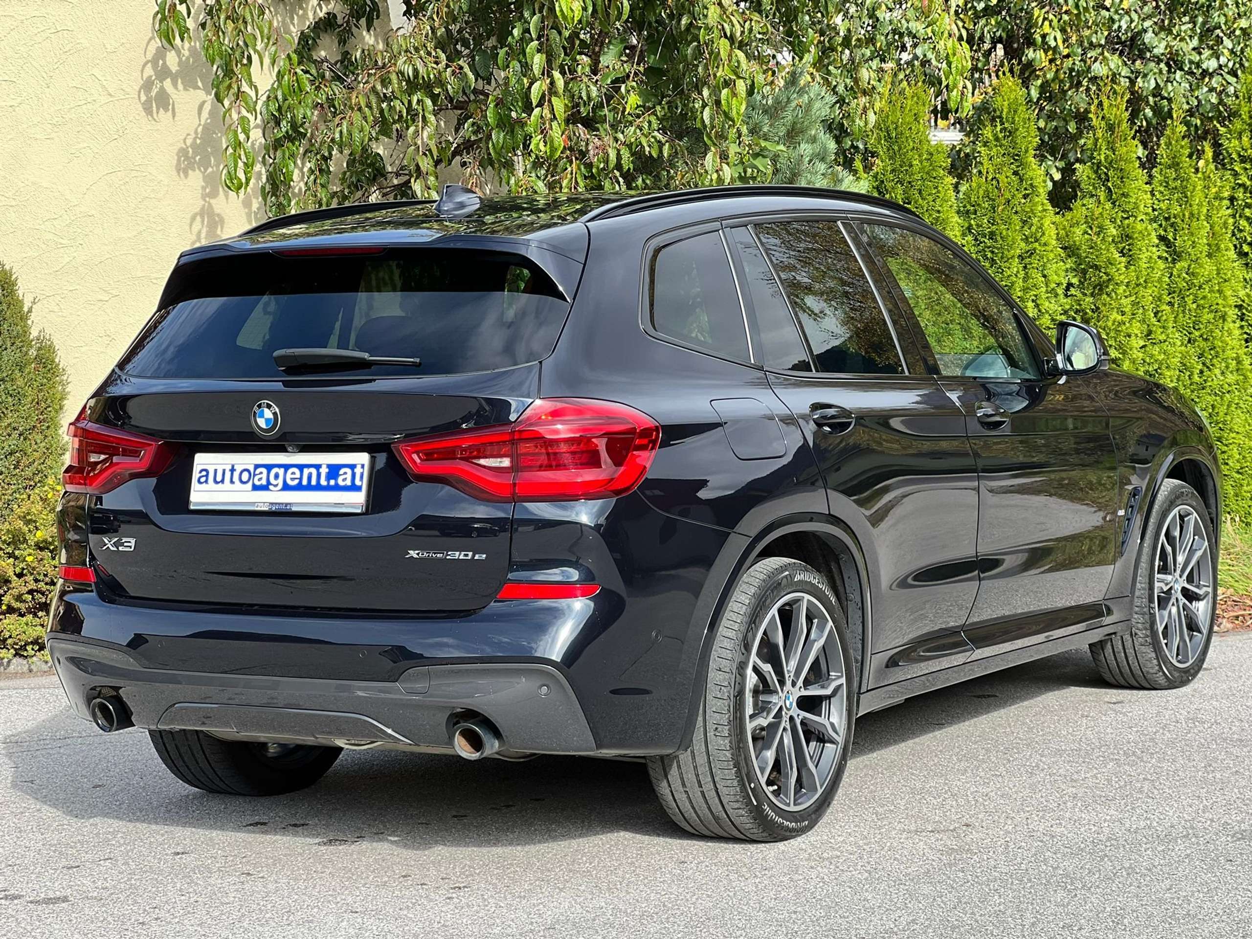 BMW - X3