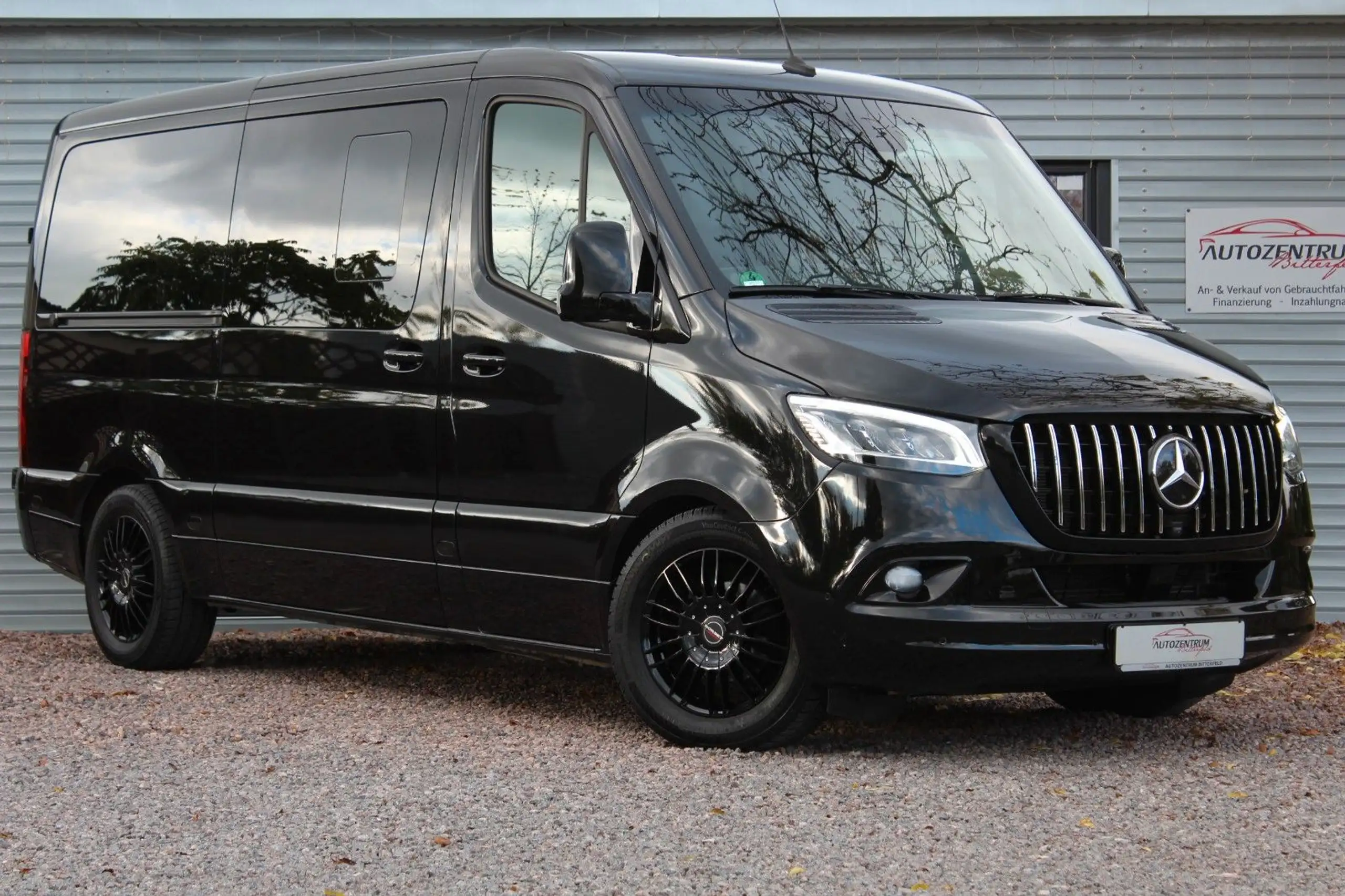 Mercedes-Benz - Sprinter