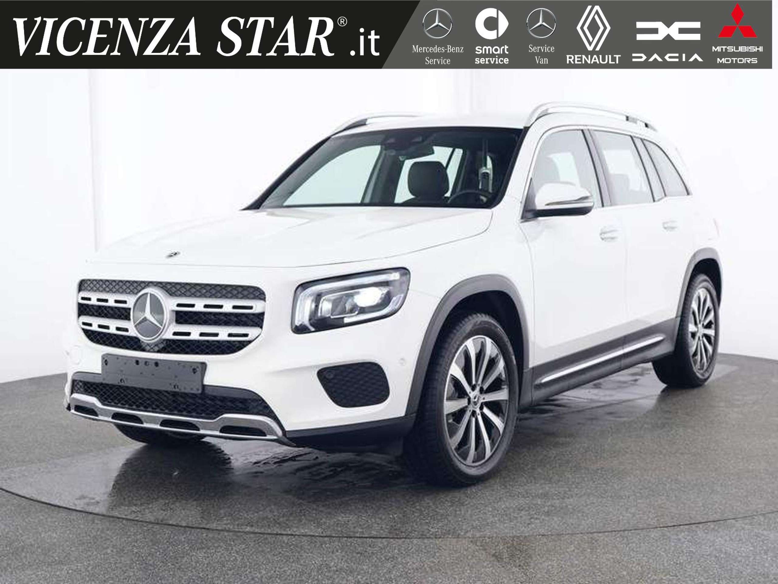 Mercedes-Benz GLB 200 2023