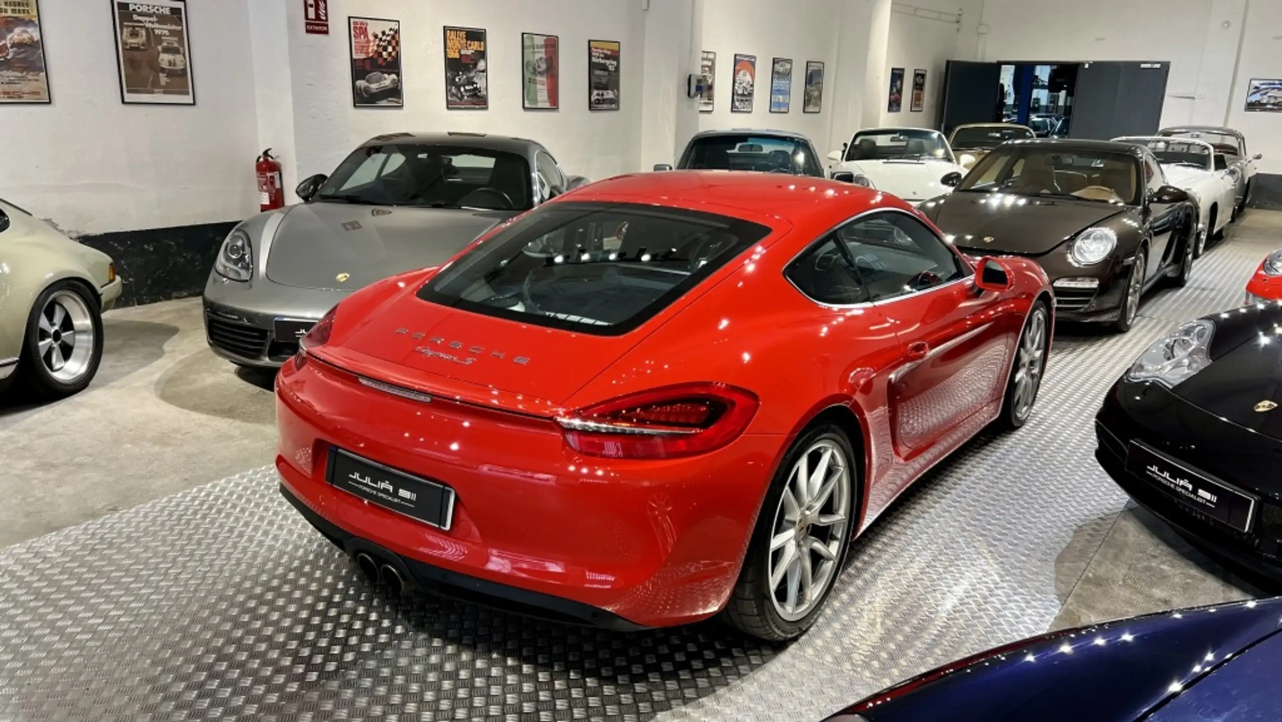 Porsche - Cayman