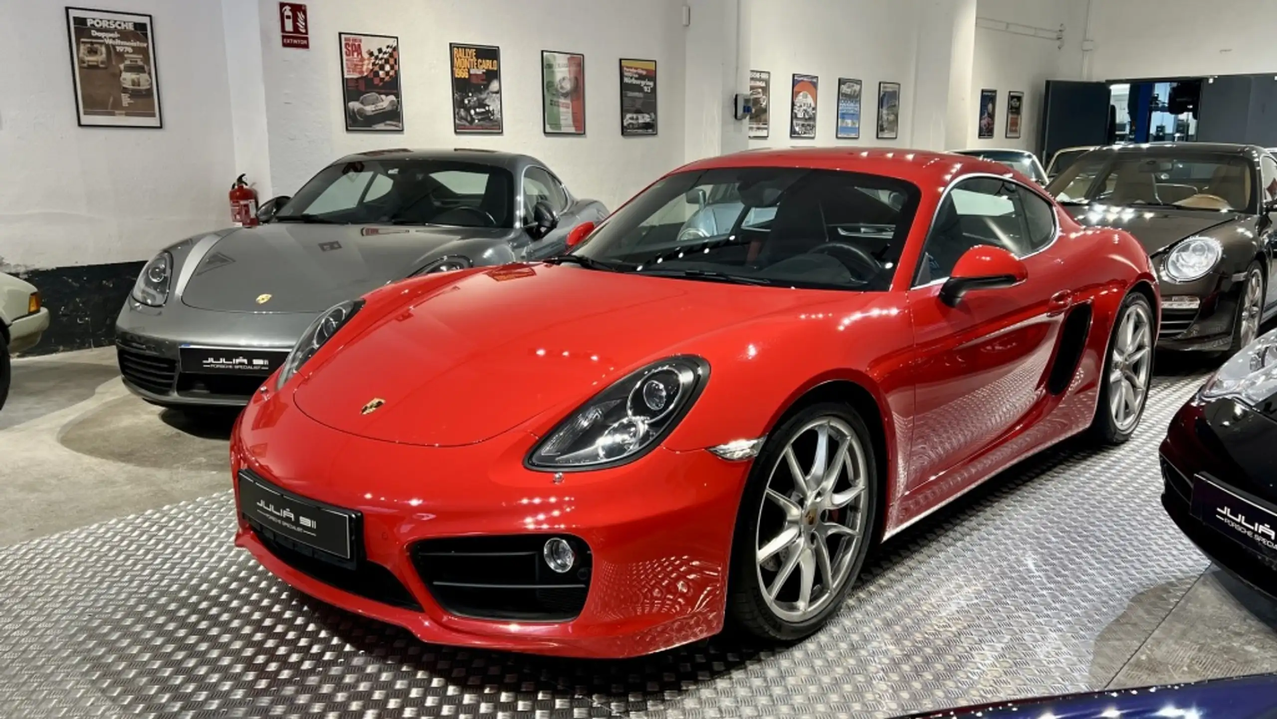 Porsche - Cayman