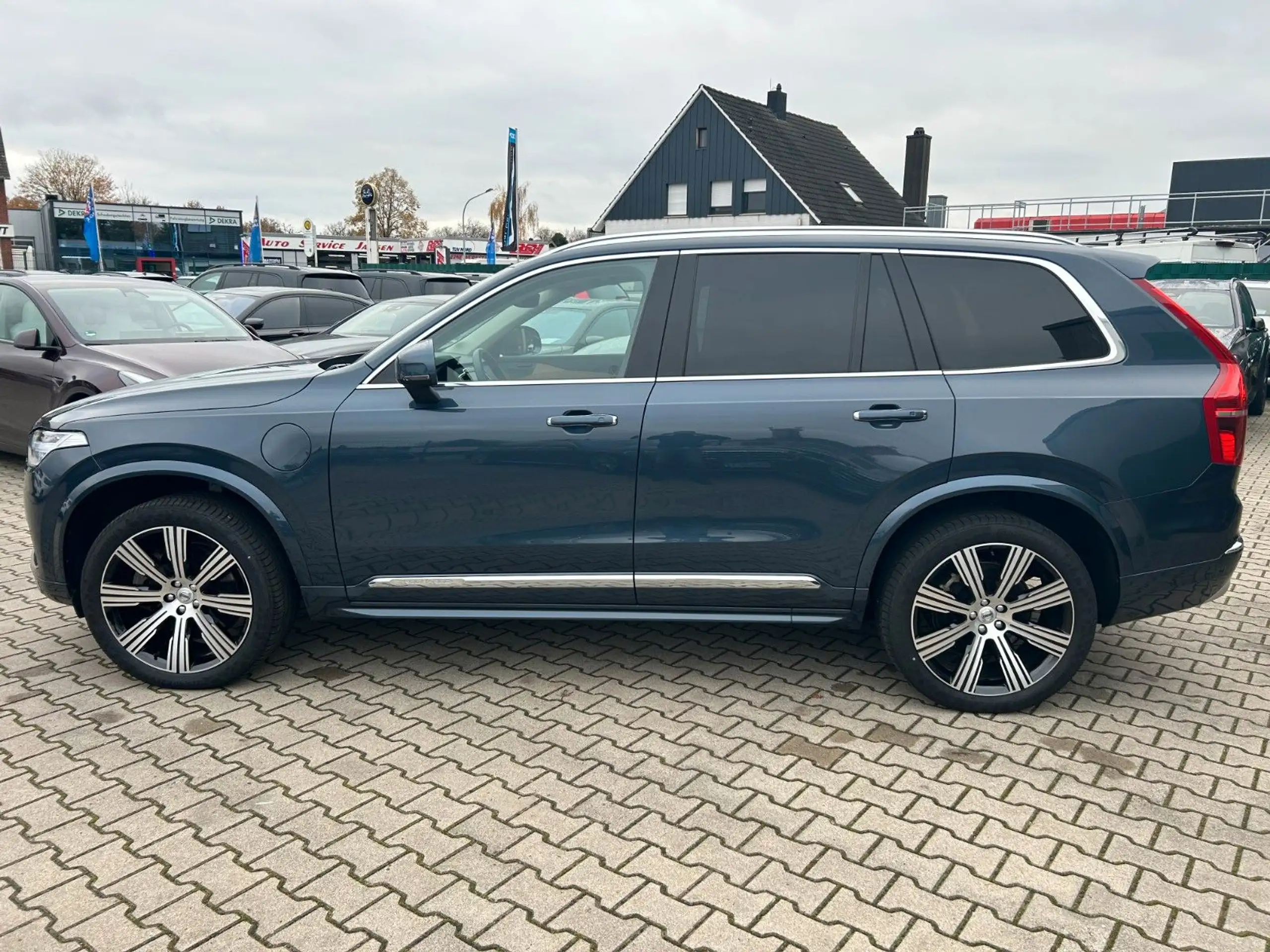 Volvo - XC90