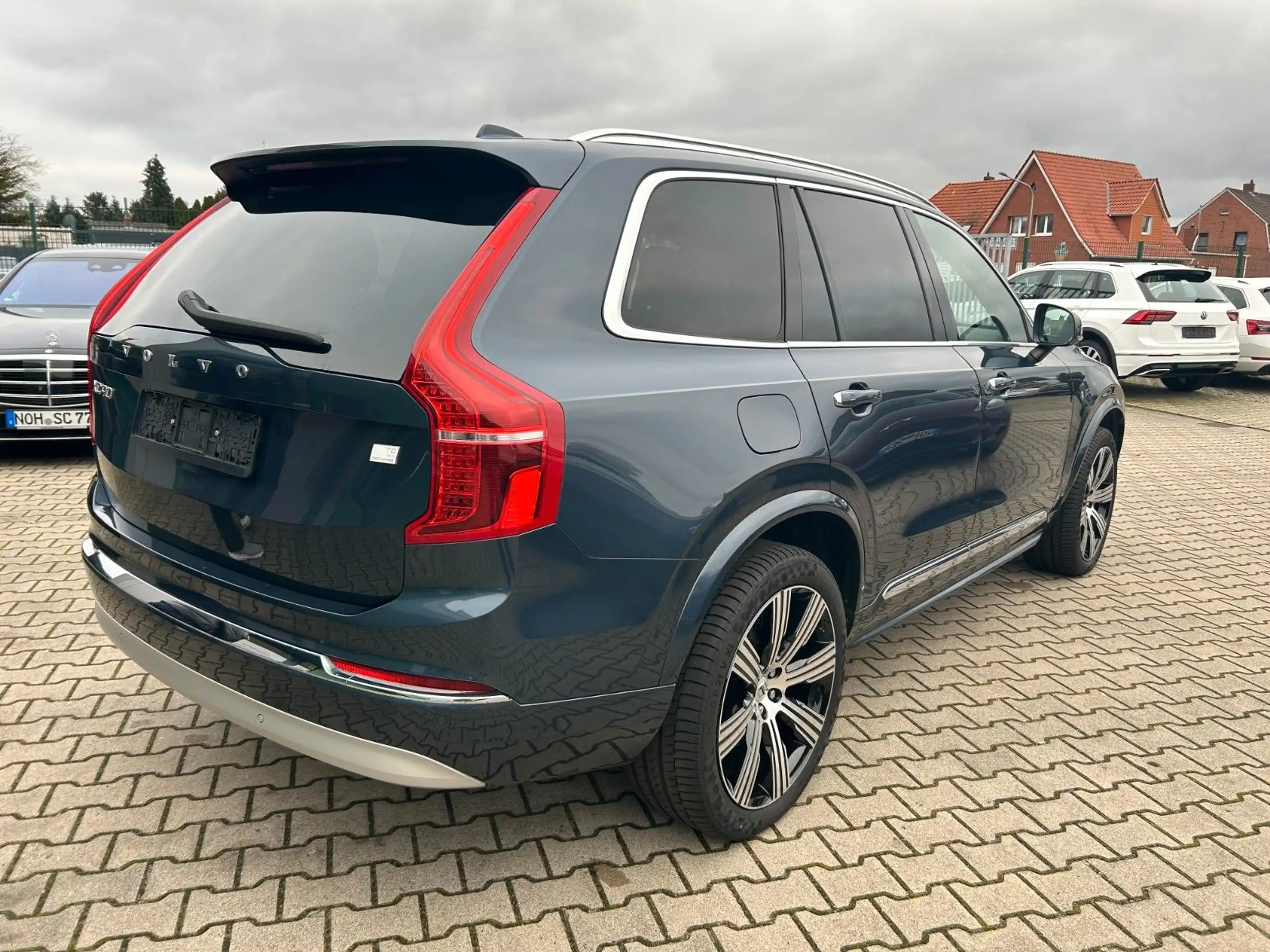 Volvo - XC90