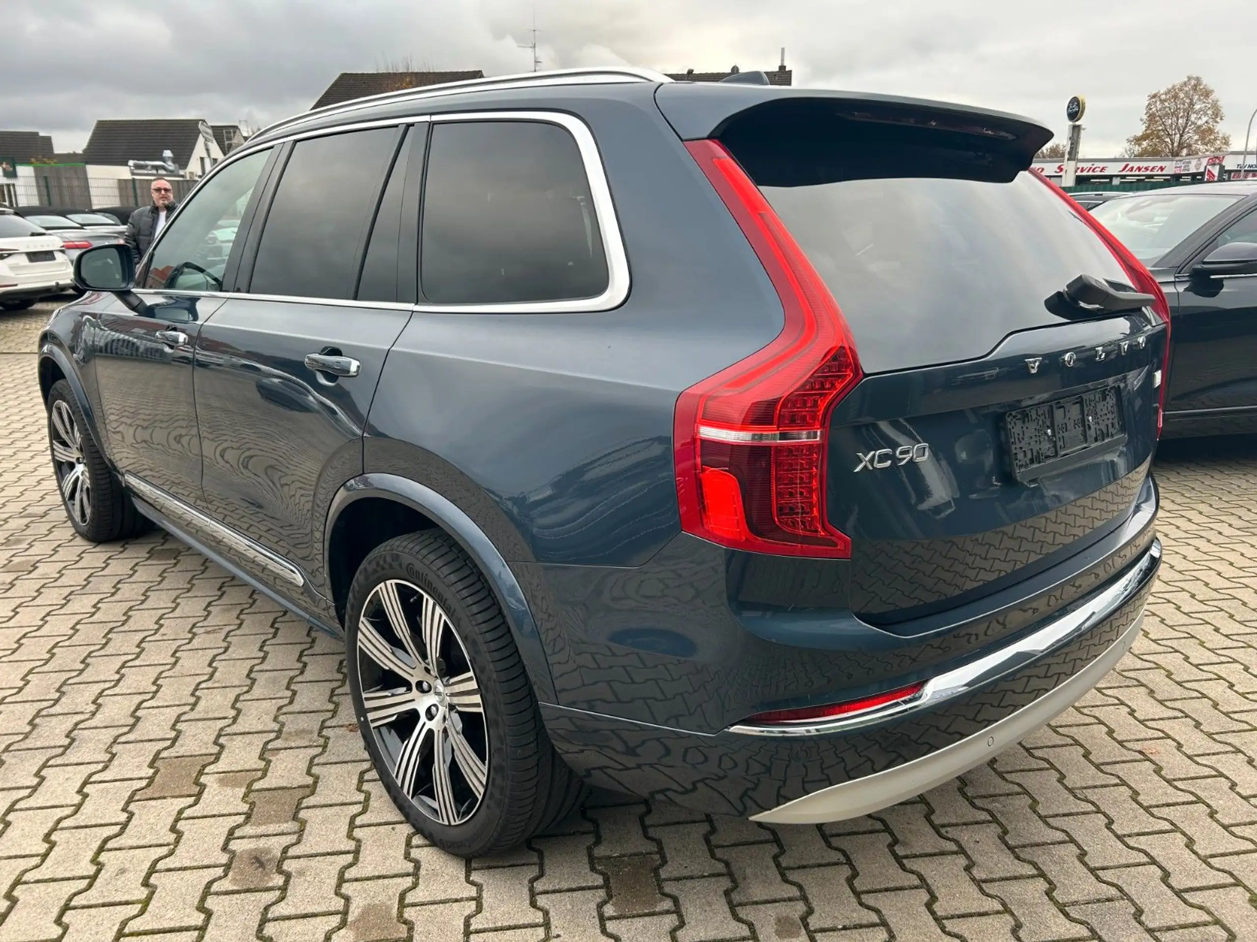 Volvo - XC90