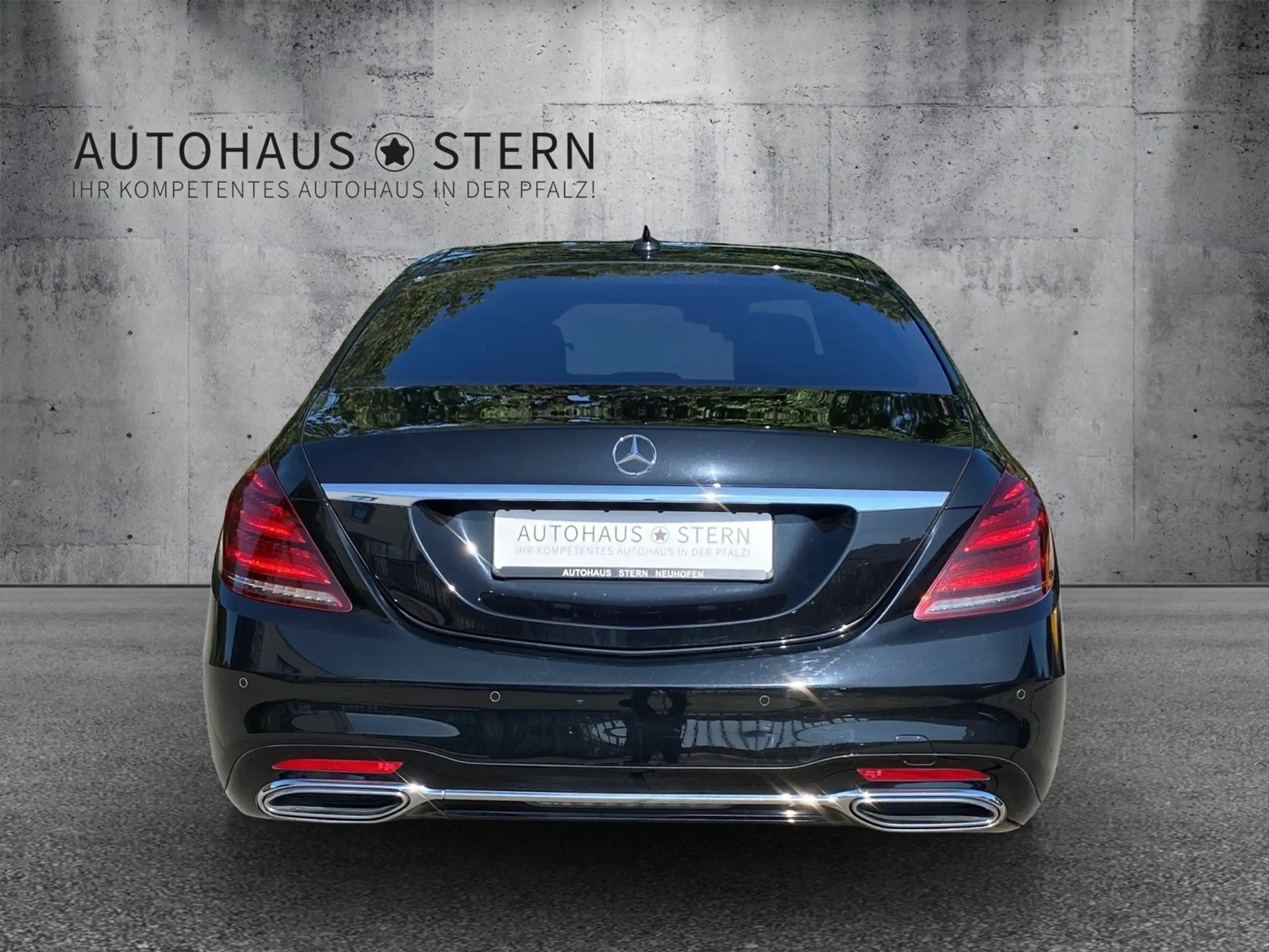 Mercedes-Benz - S 400