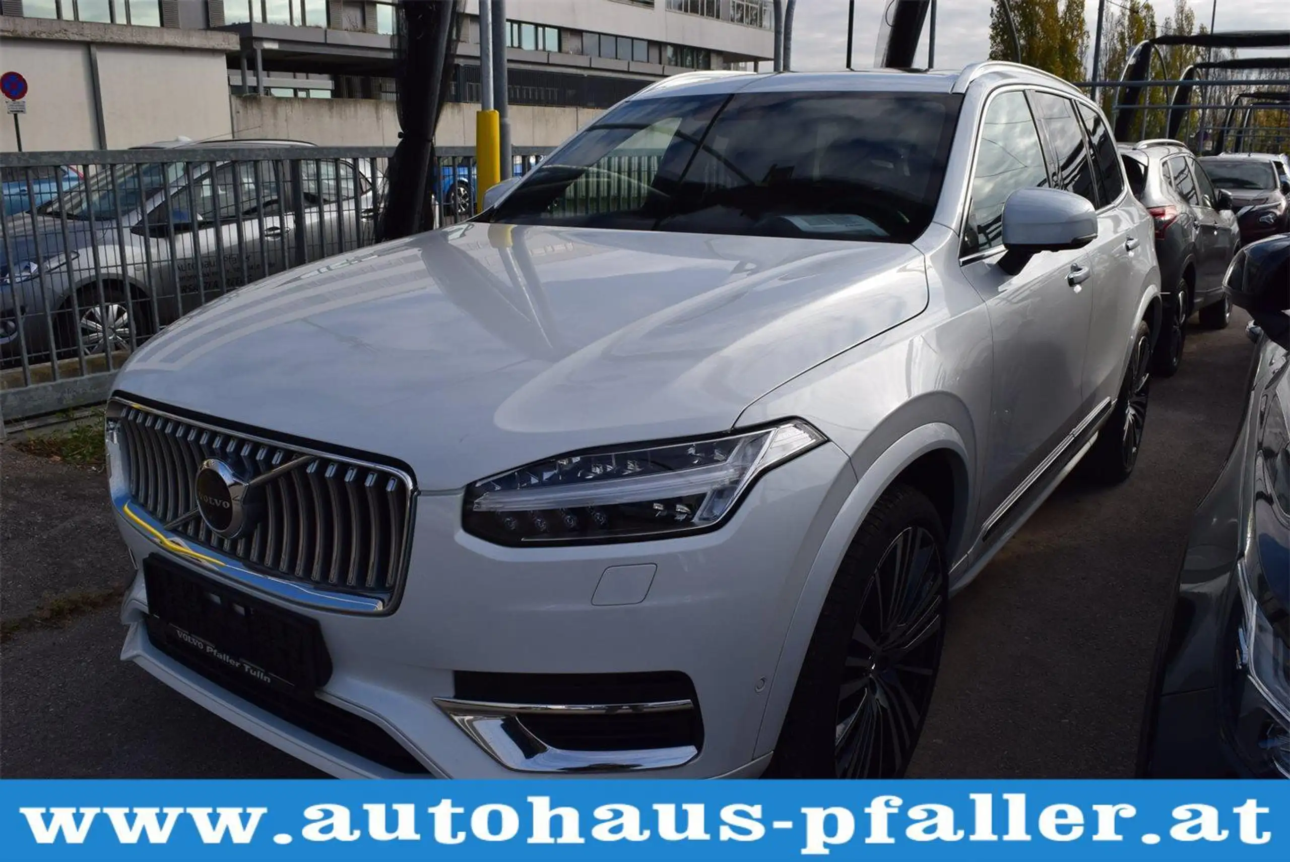 Volvo - XC90