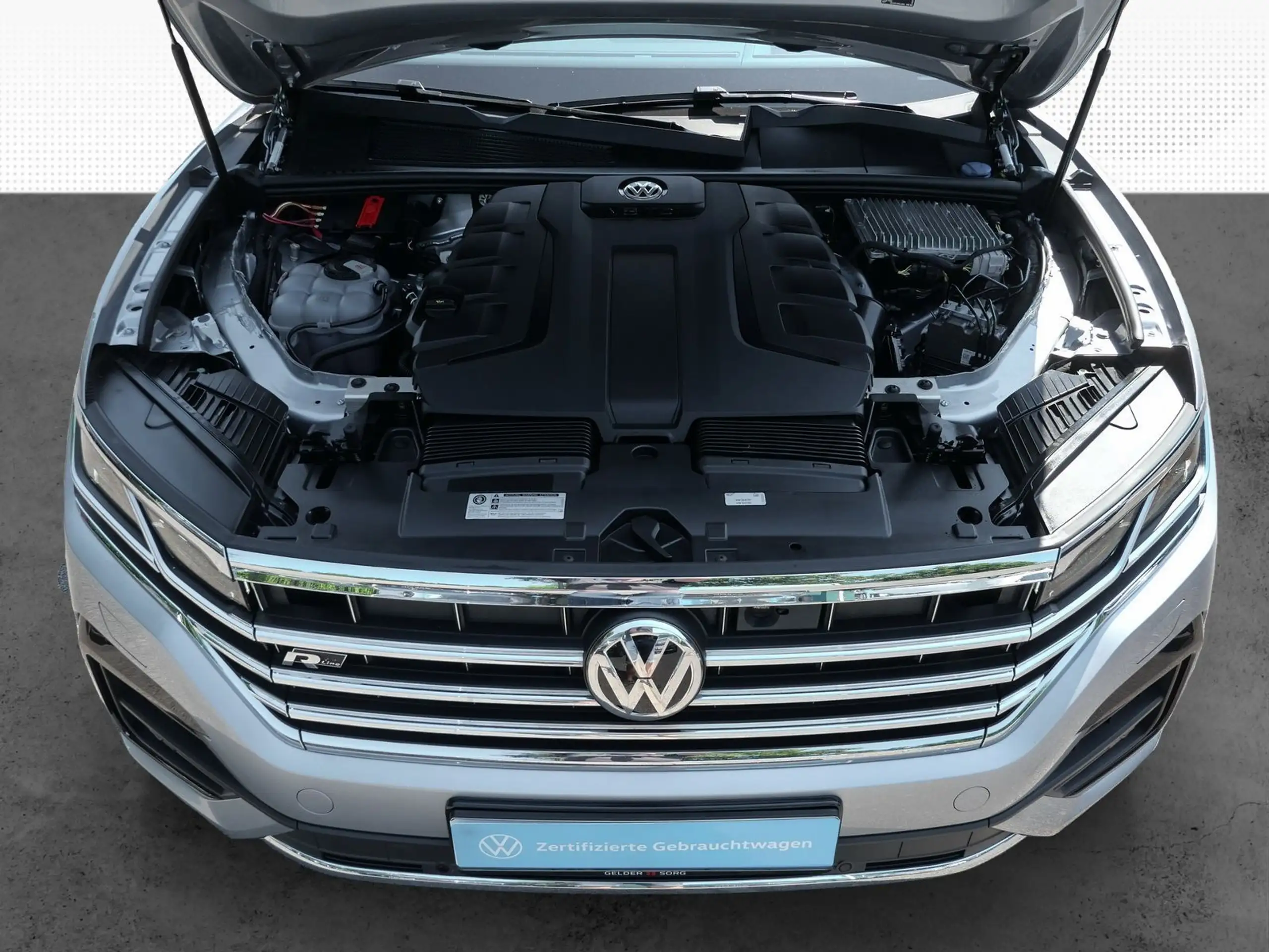 Volkswagen - Touareg