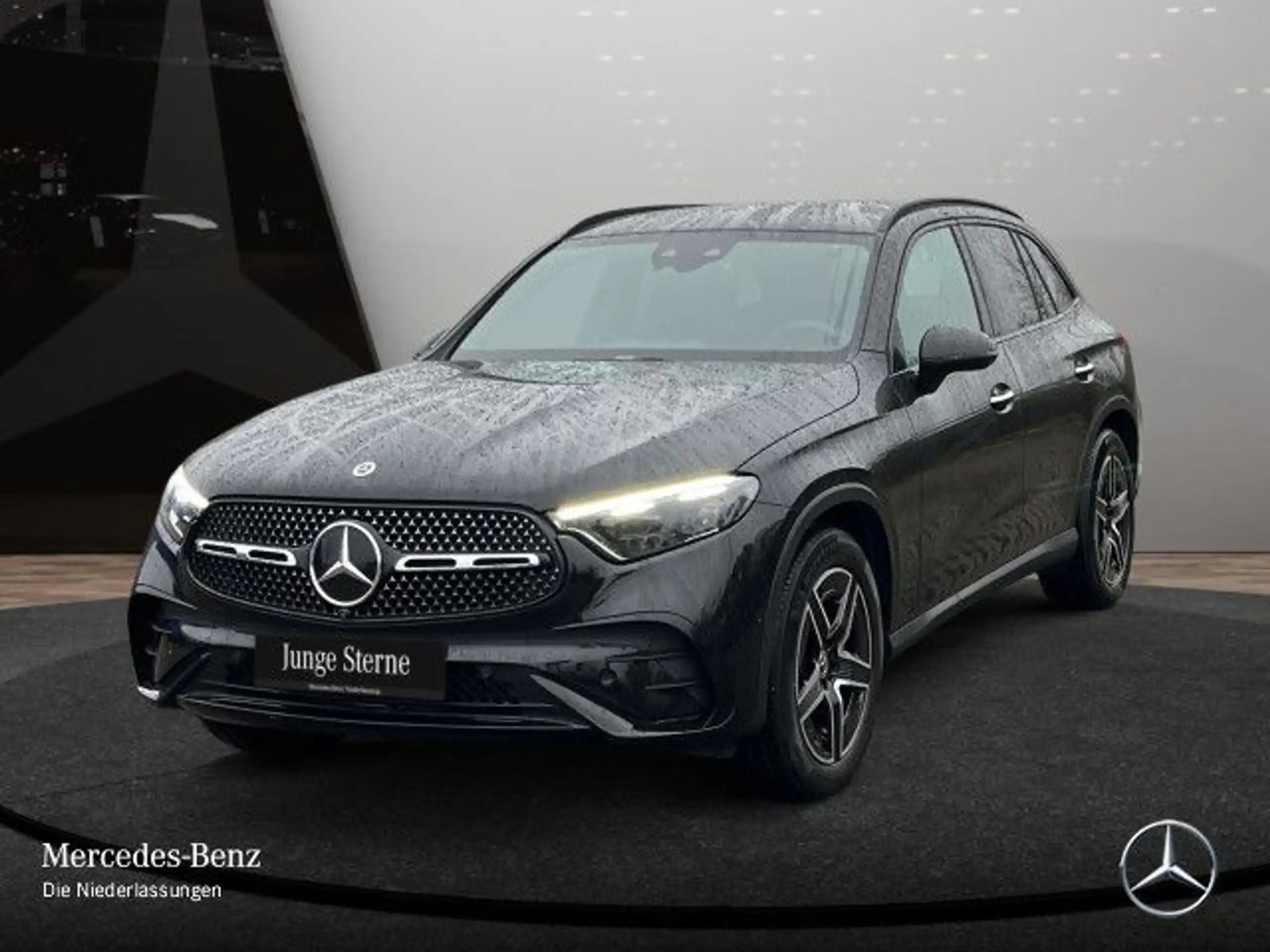 Mercedes-Benz - GLC 220