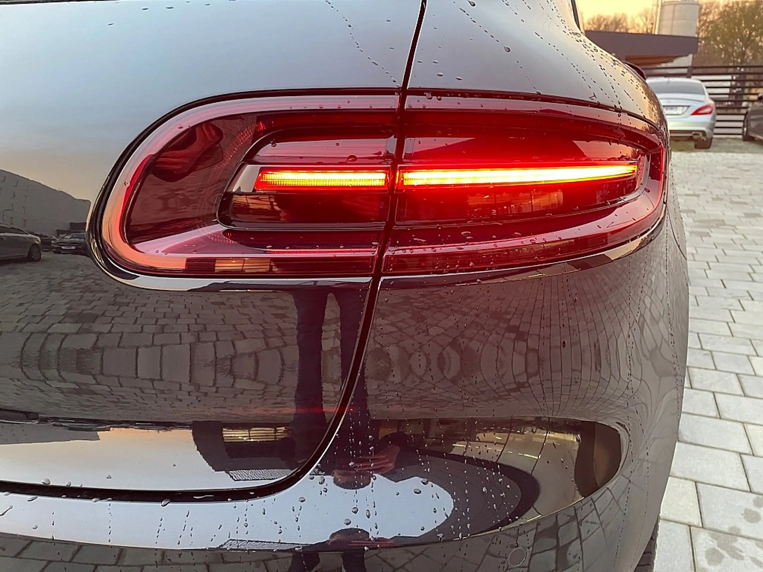 Porsche - Macan