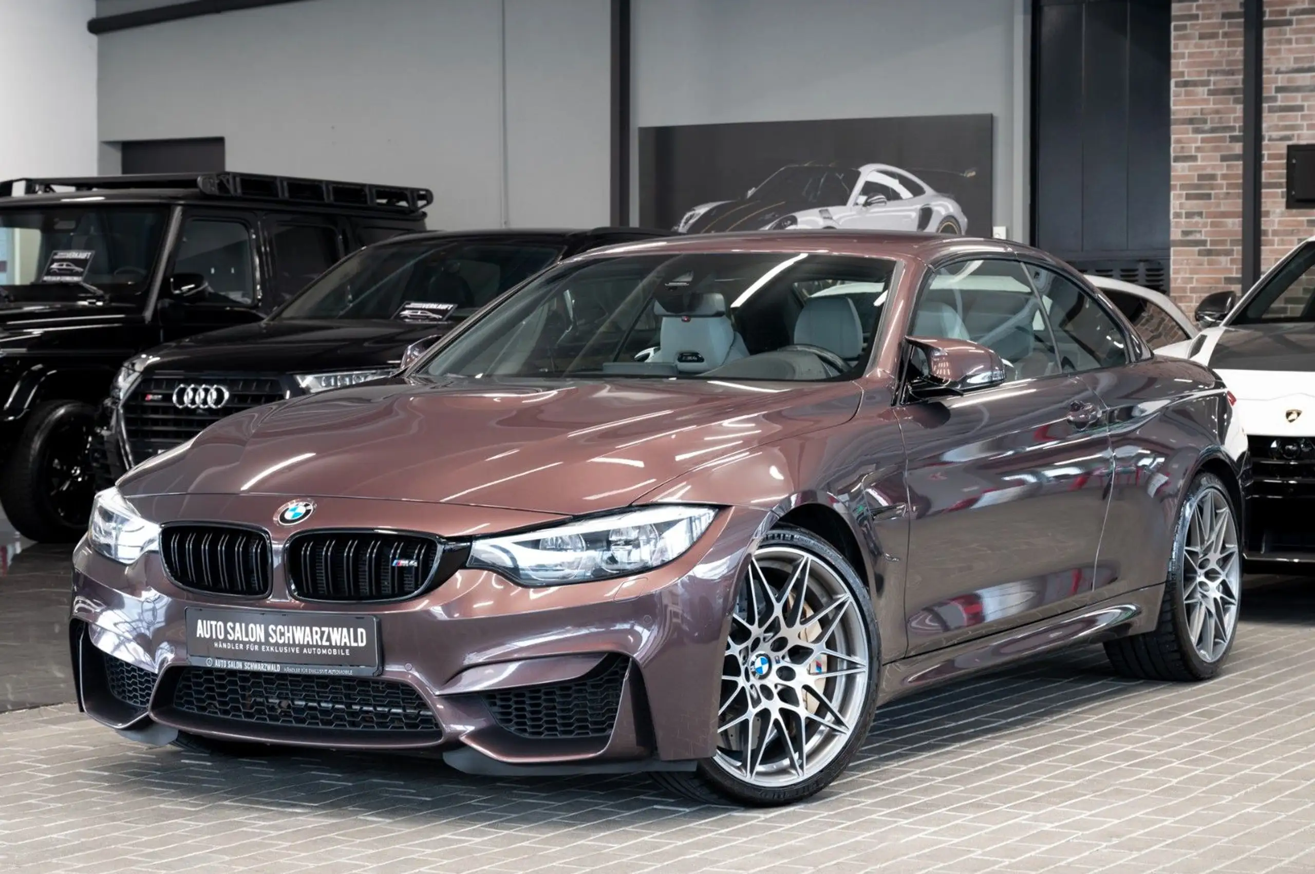 BMW - M4