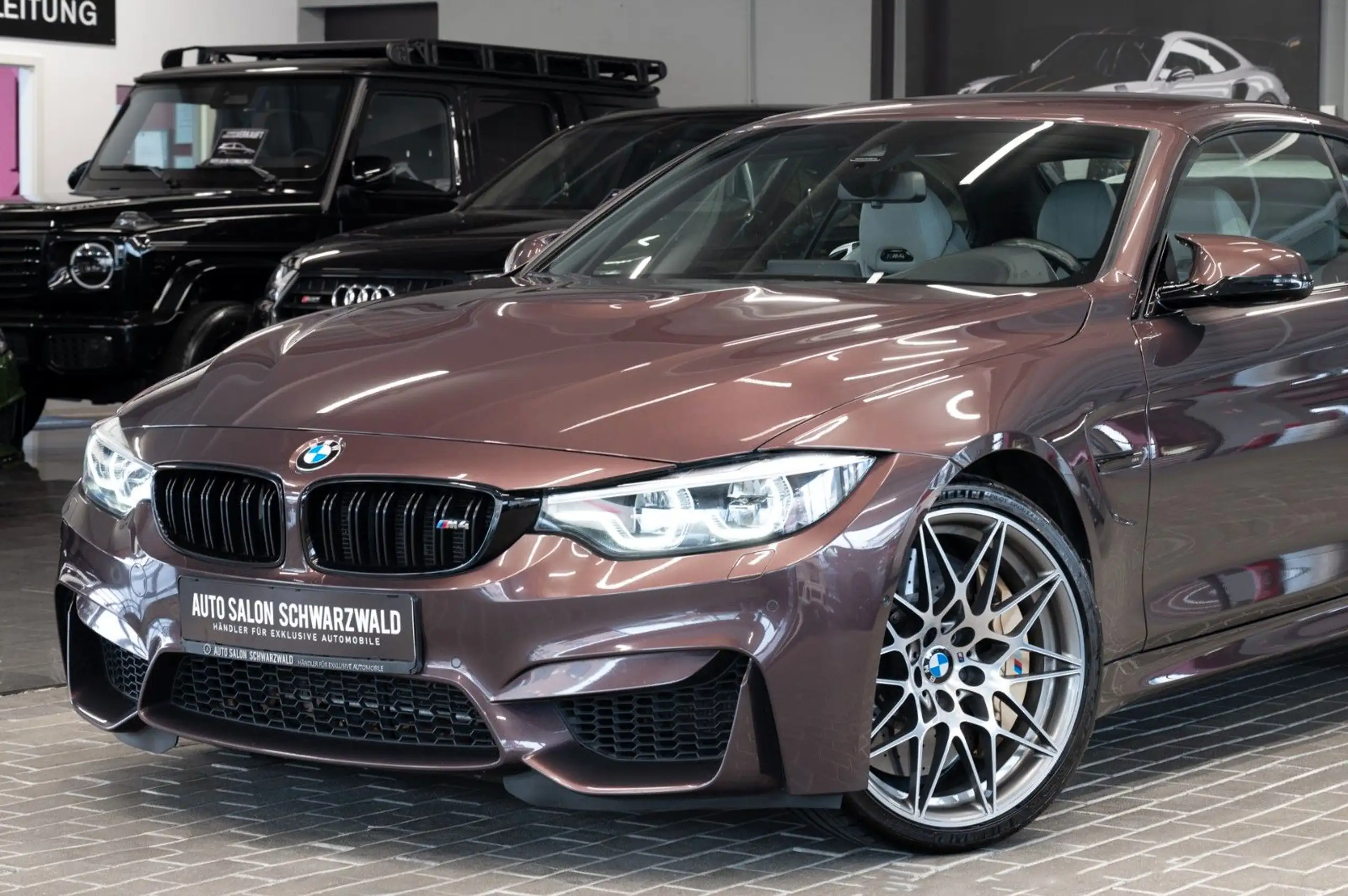 BMW - M4