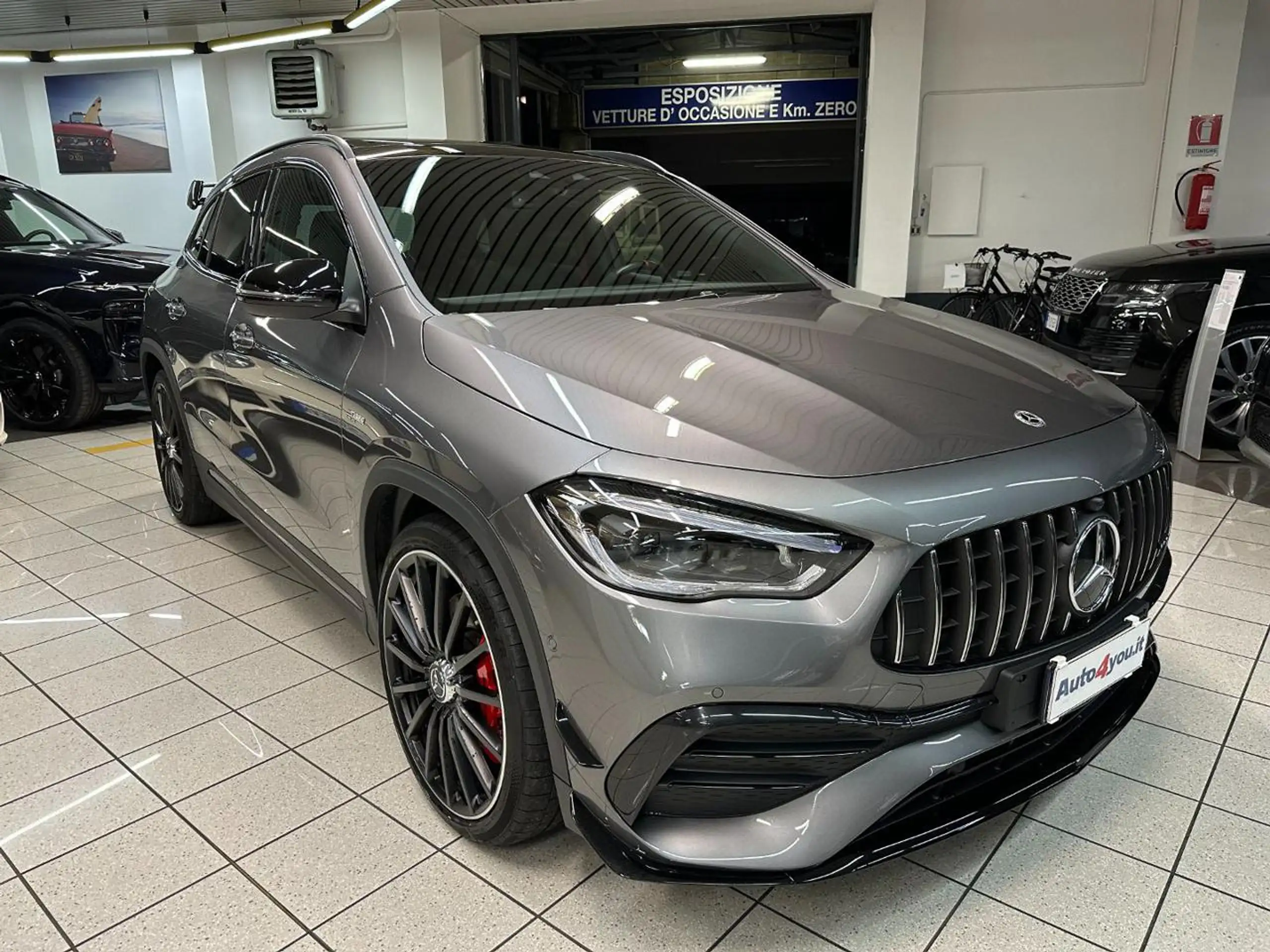 Mercedes-Benz - GLA 35 AMG