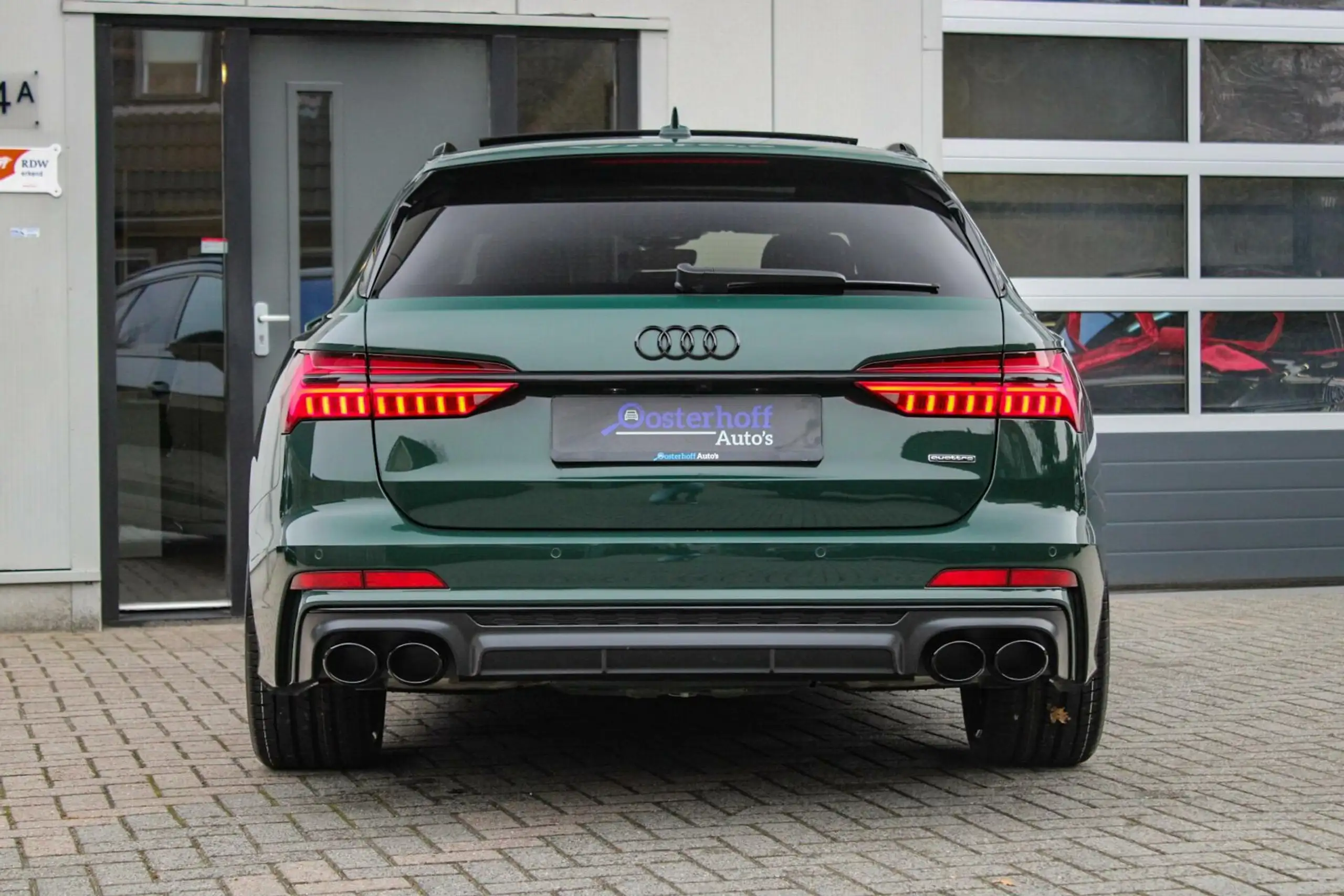 Audi - A6