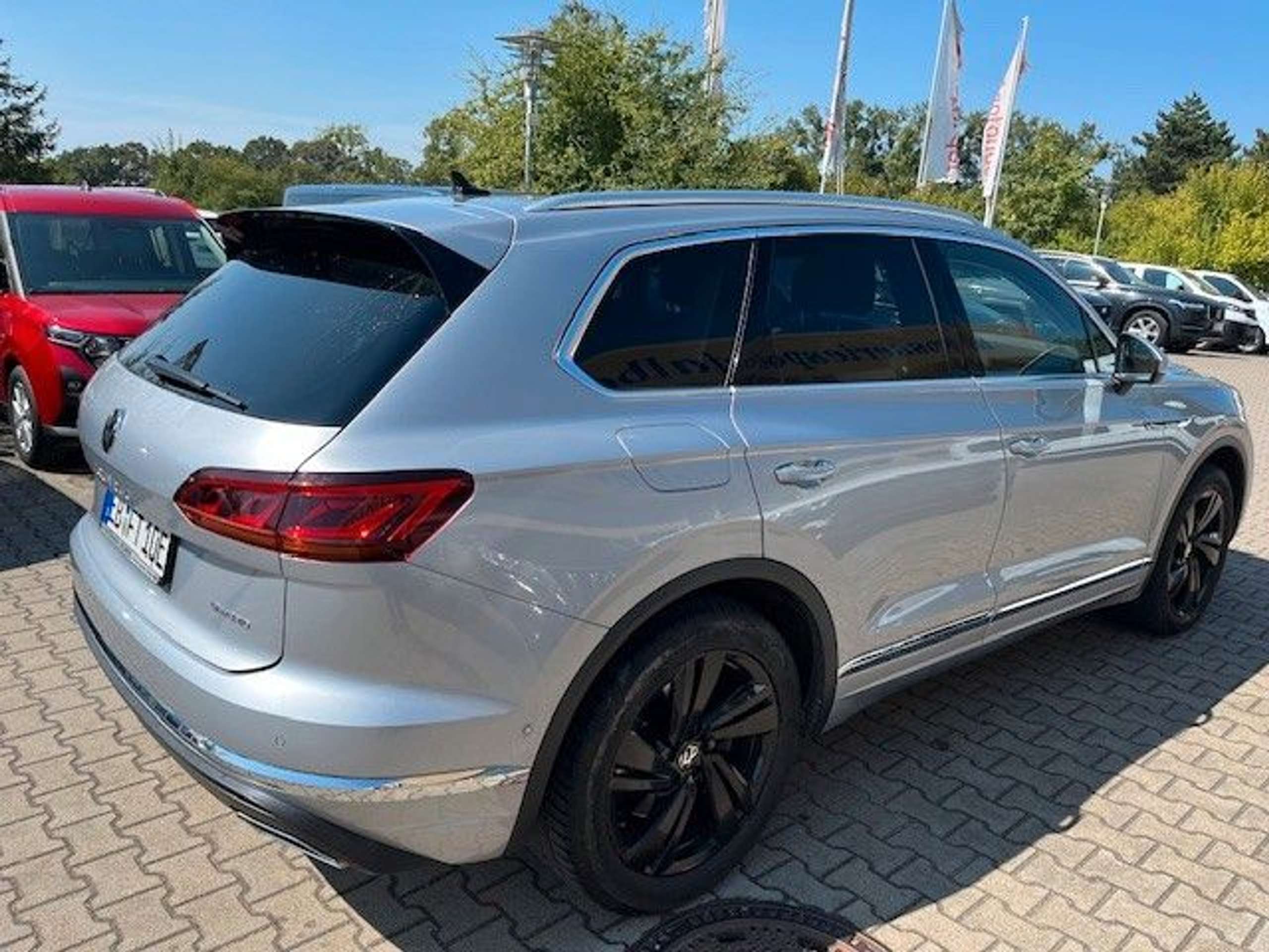 Volkswagen - Touareg