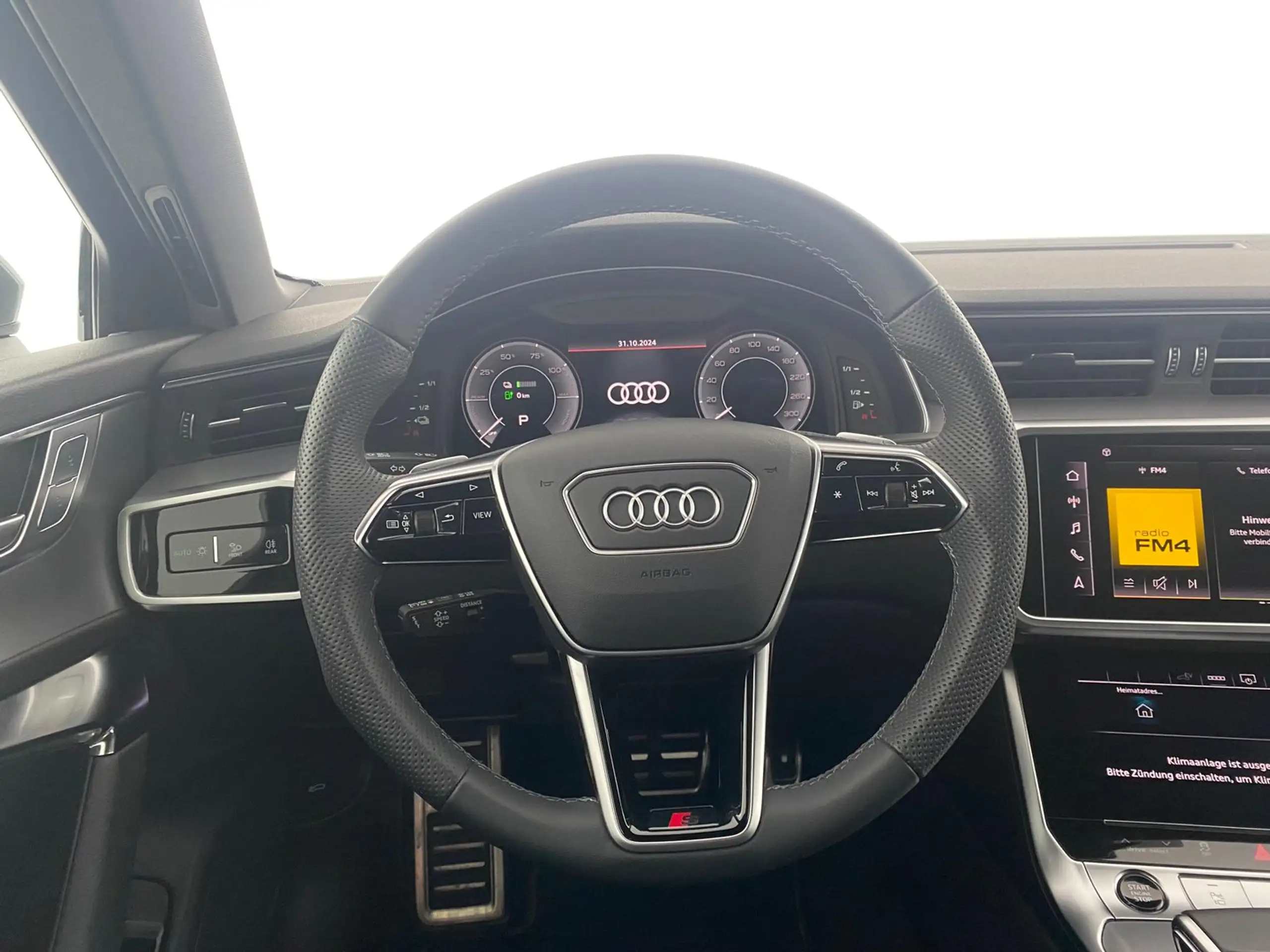 Audi - A6