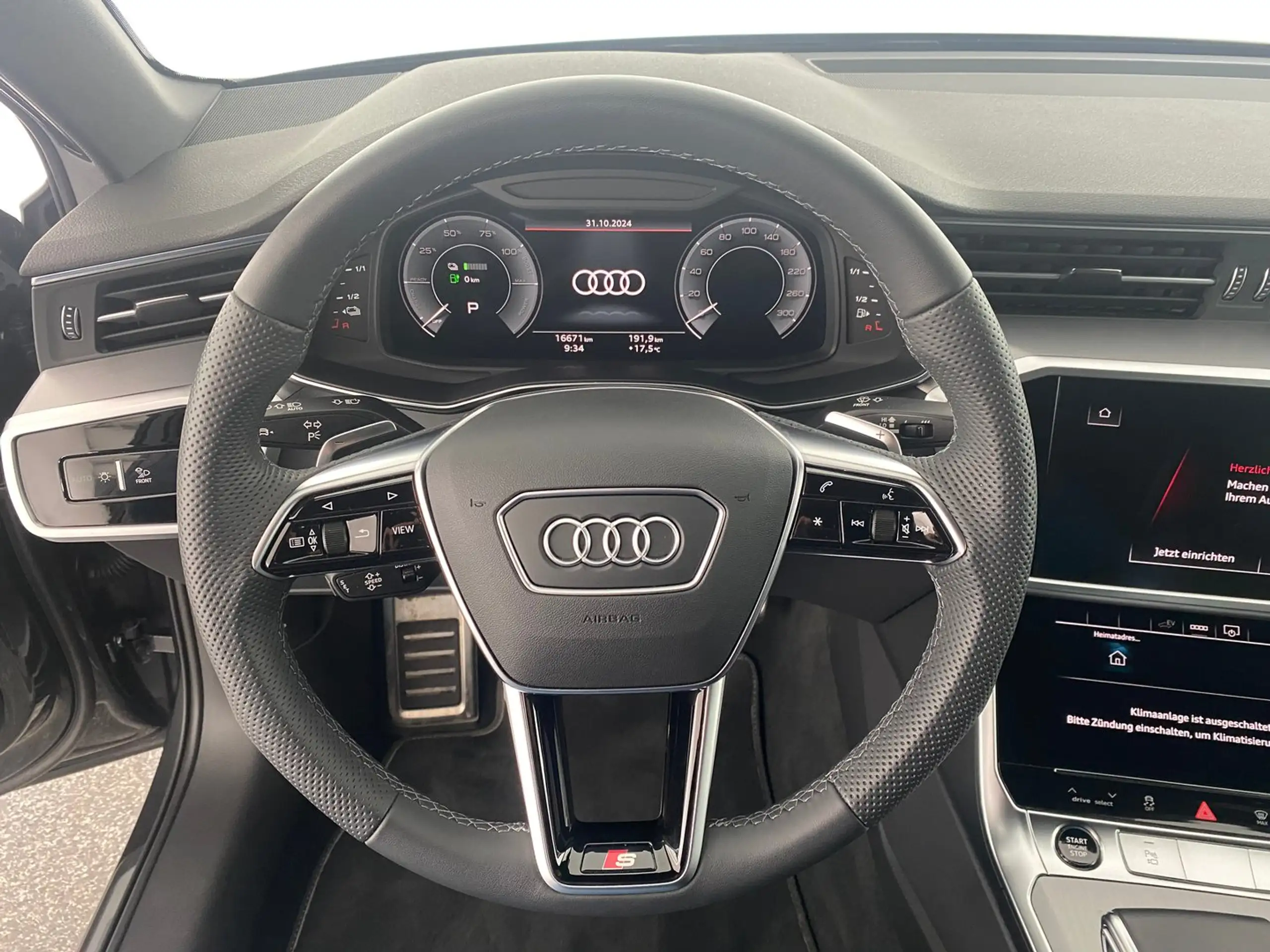 Audi - A6