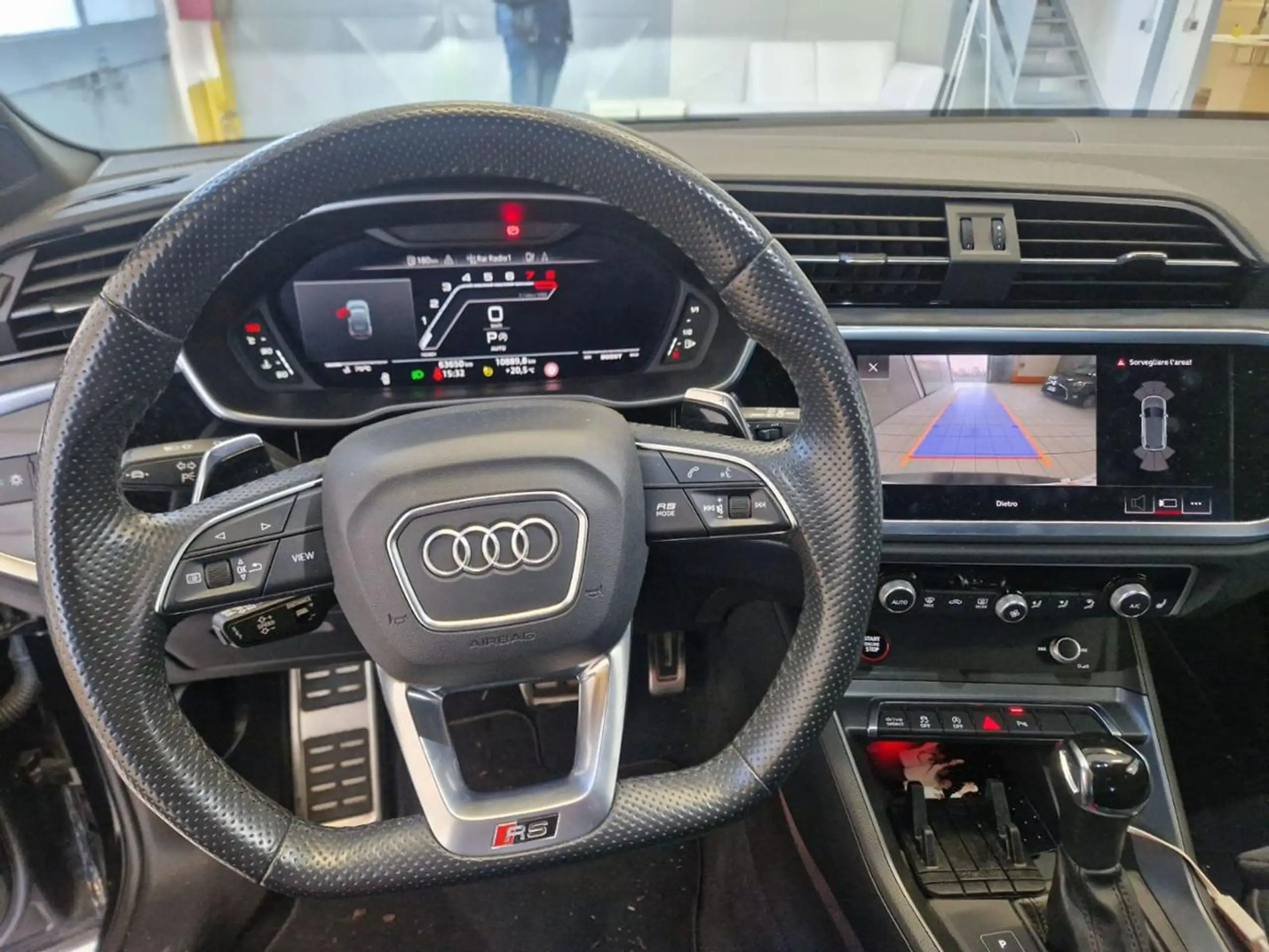 Audi - RS Q3