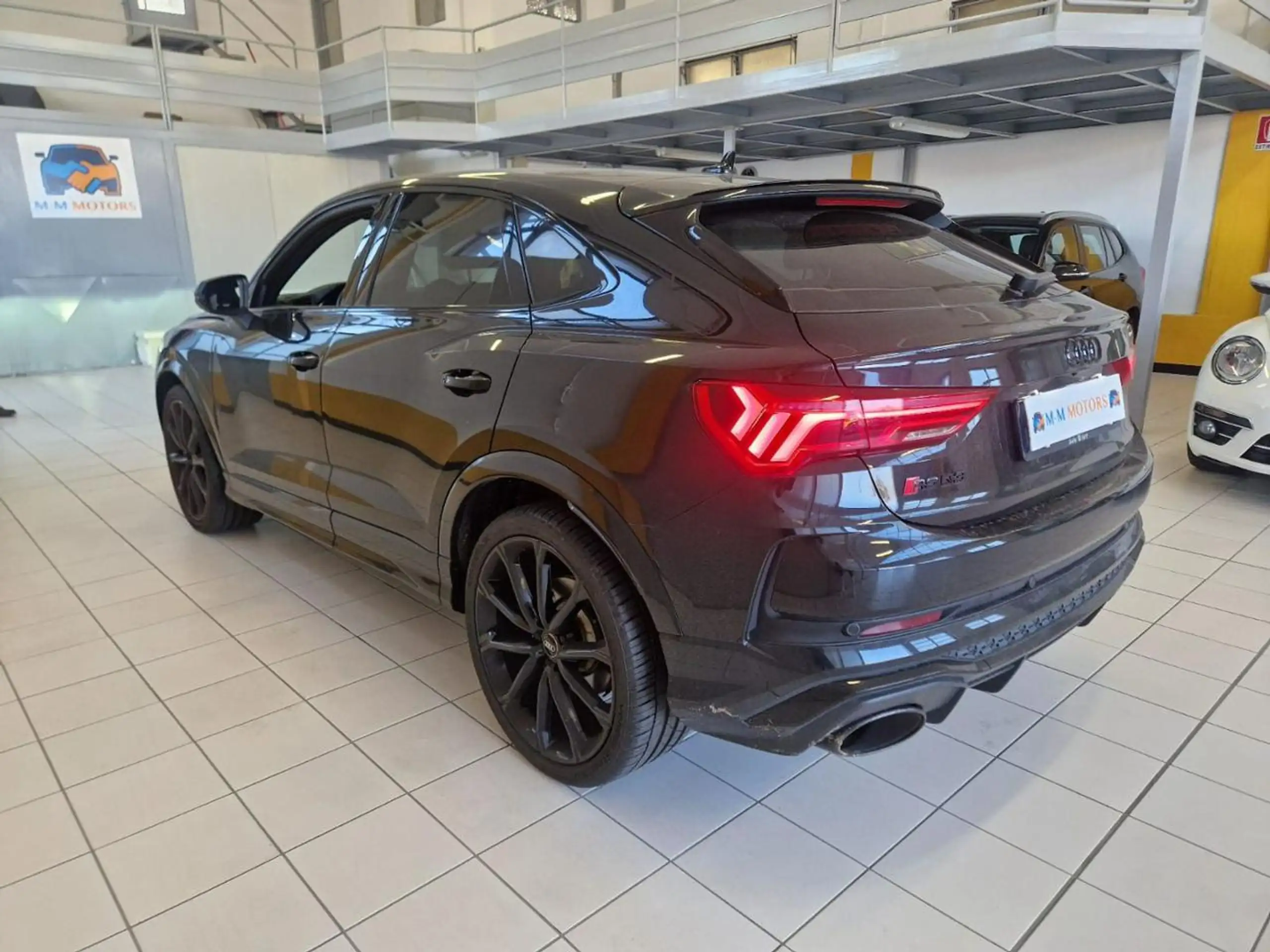 Audi - RS Q3