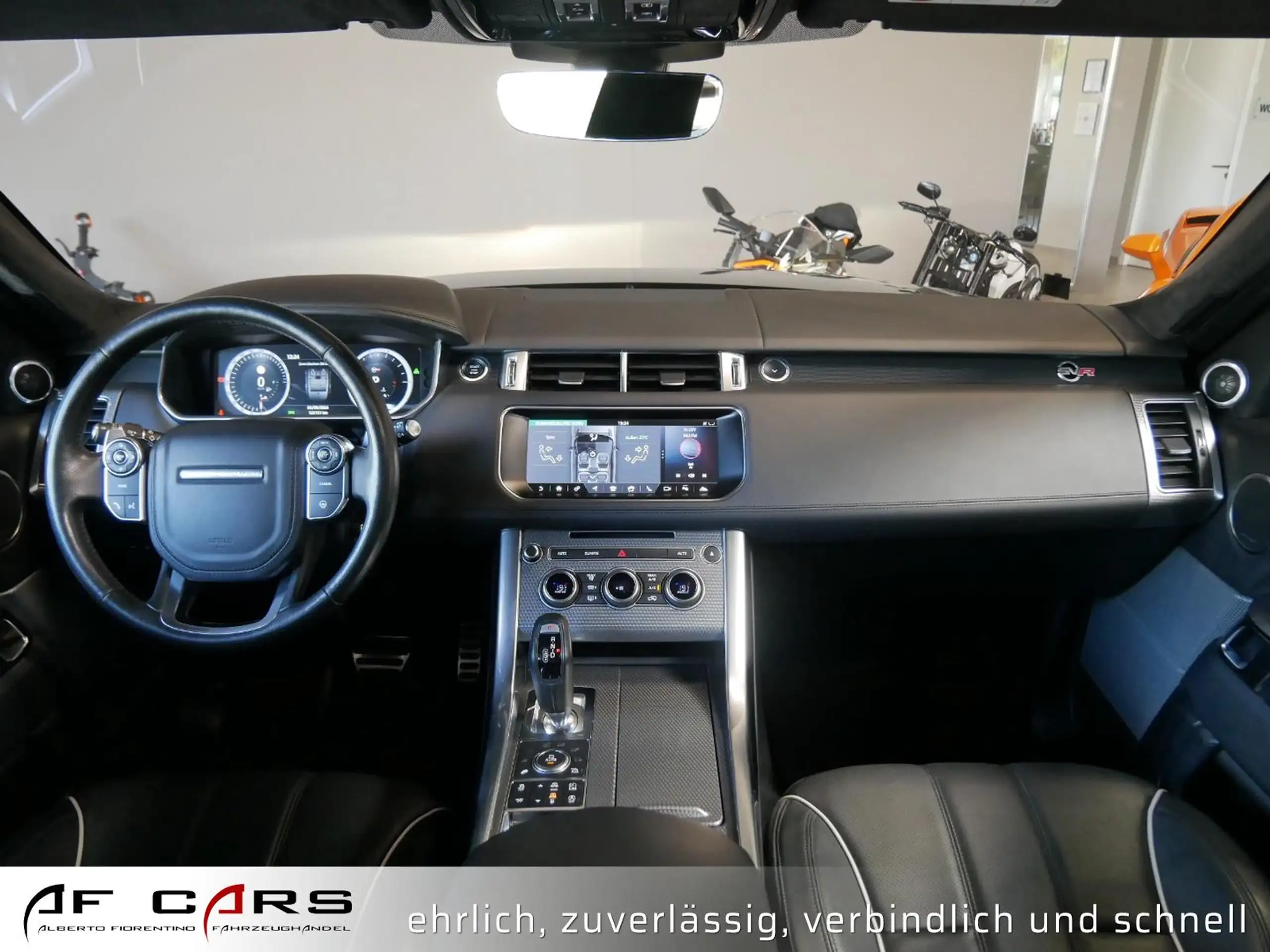 Land Rover - Range Rover Sport