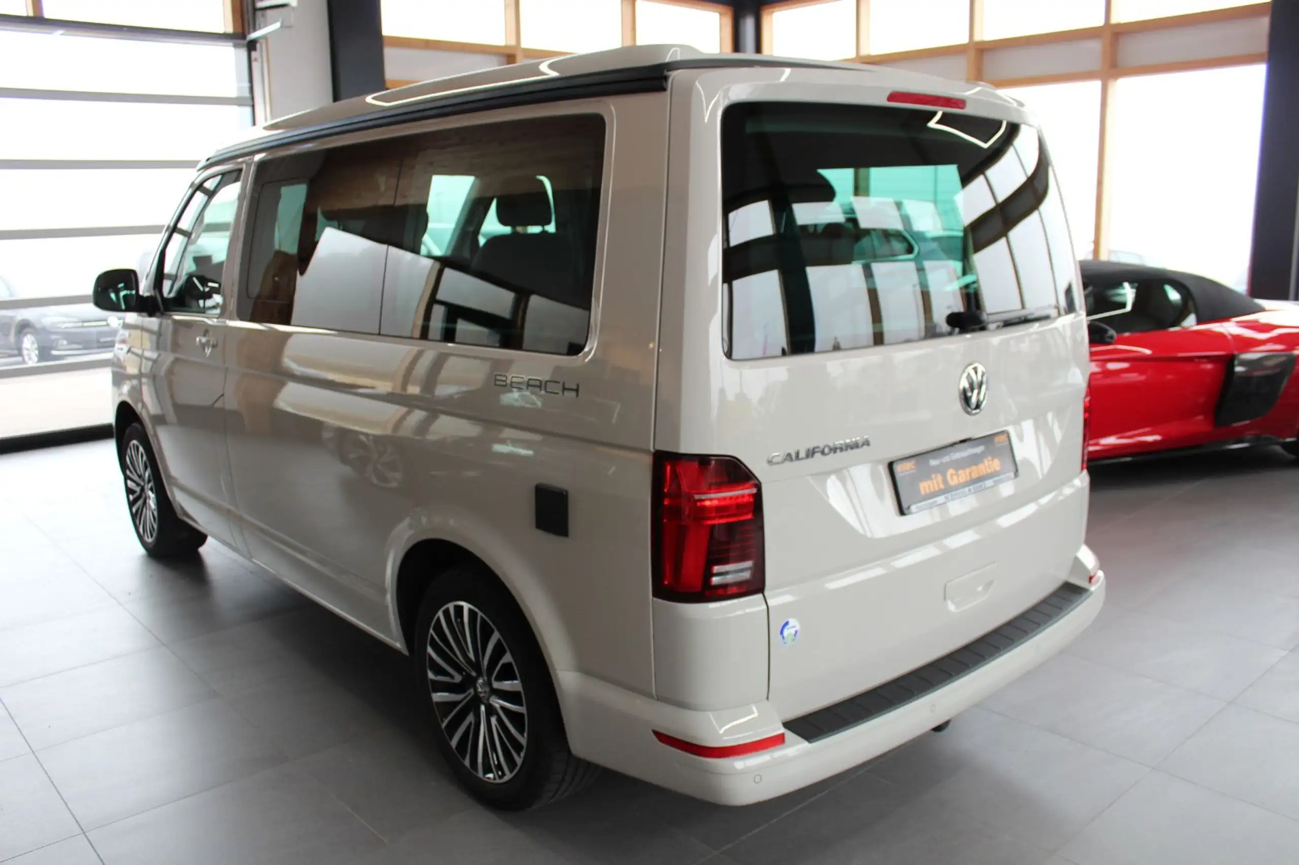 Volkswagen - T6 California