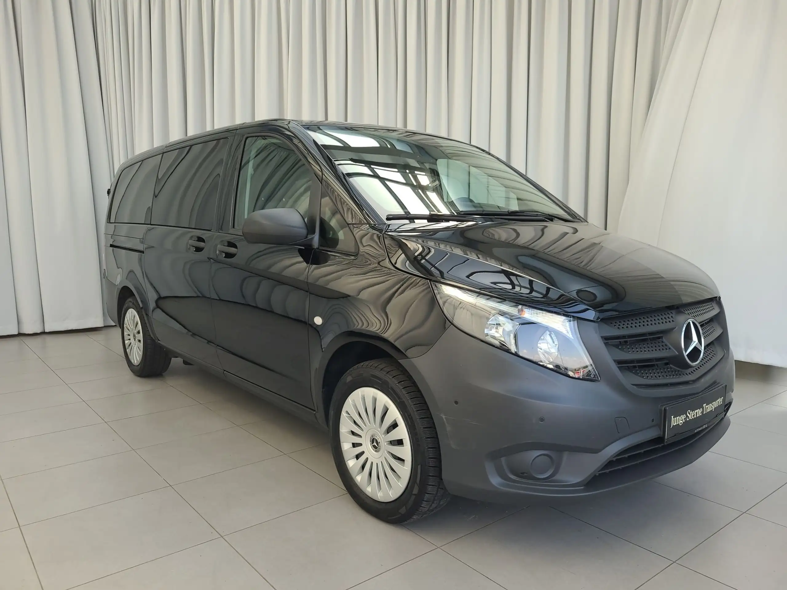 Mercedes-Benz - Vito