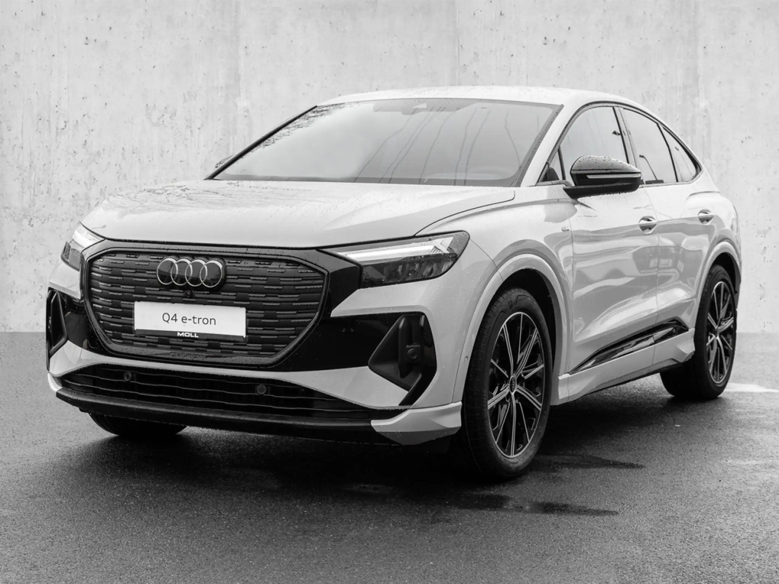 Audi - Q4 e-tron