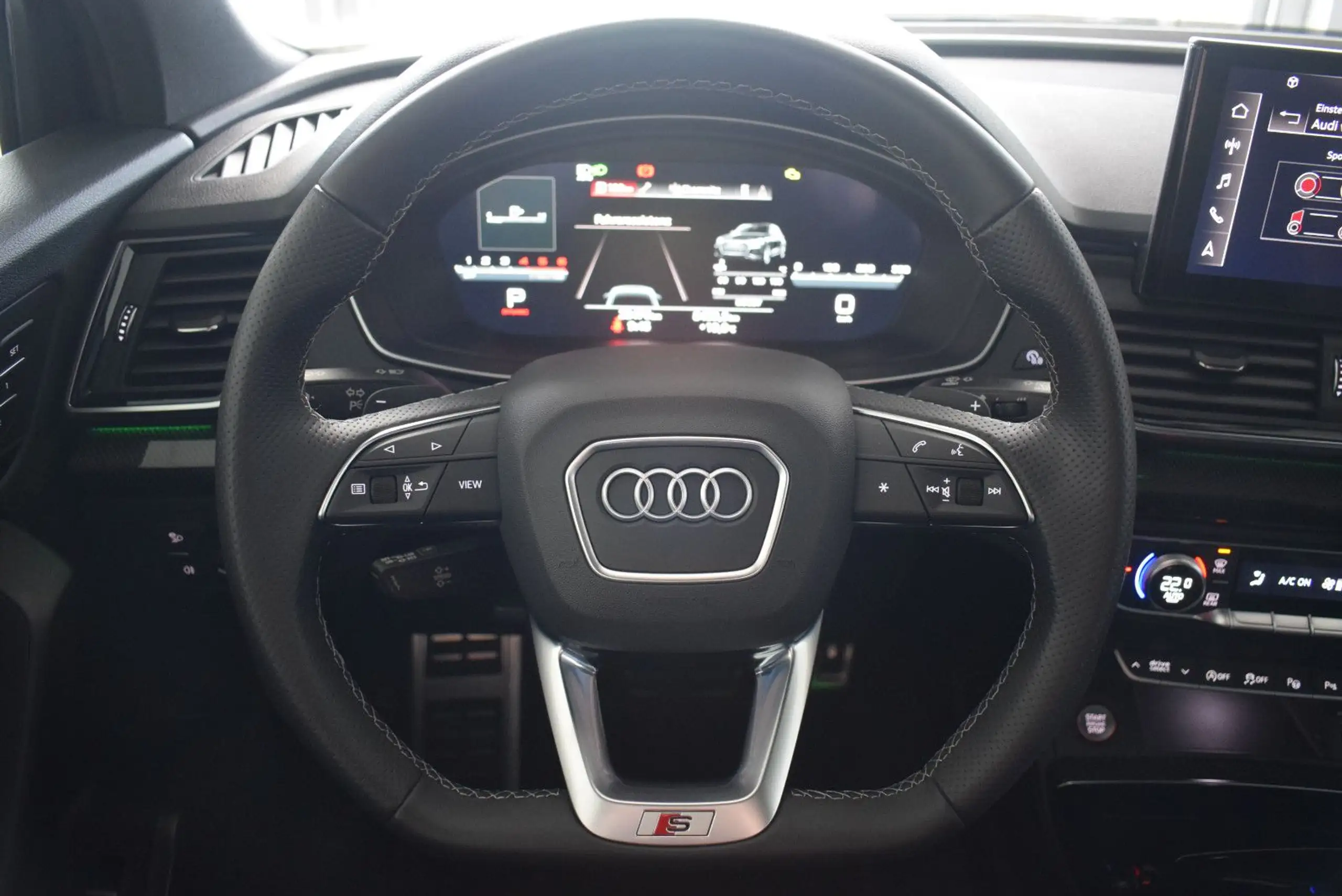 Audi - SQ5