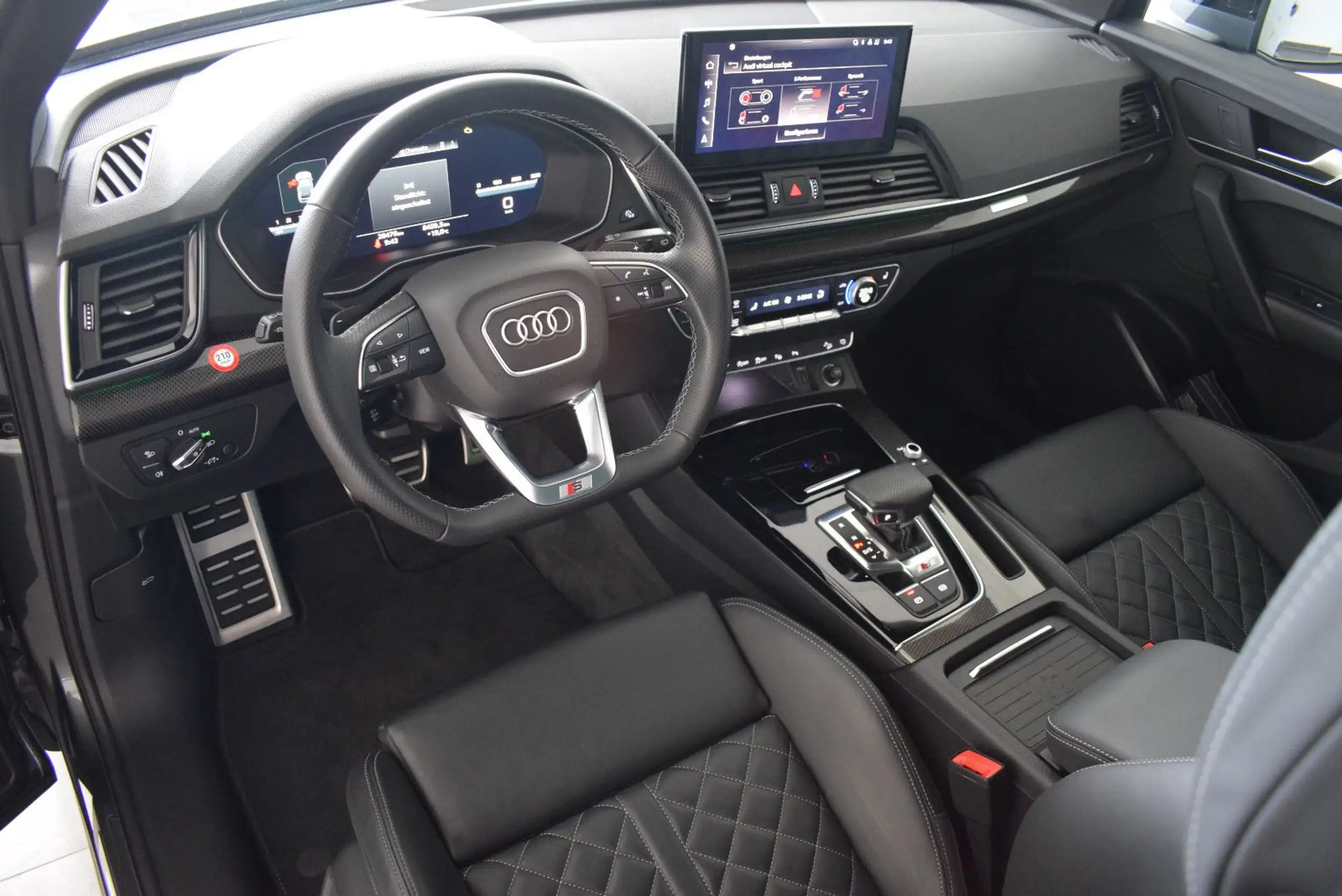 Audi - SQ5