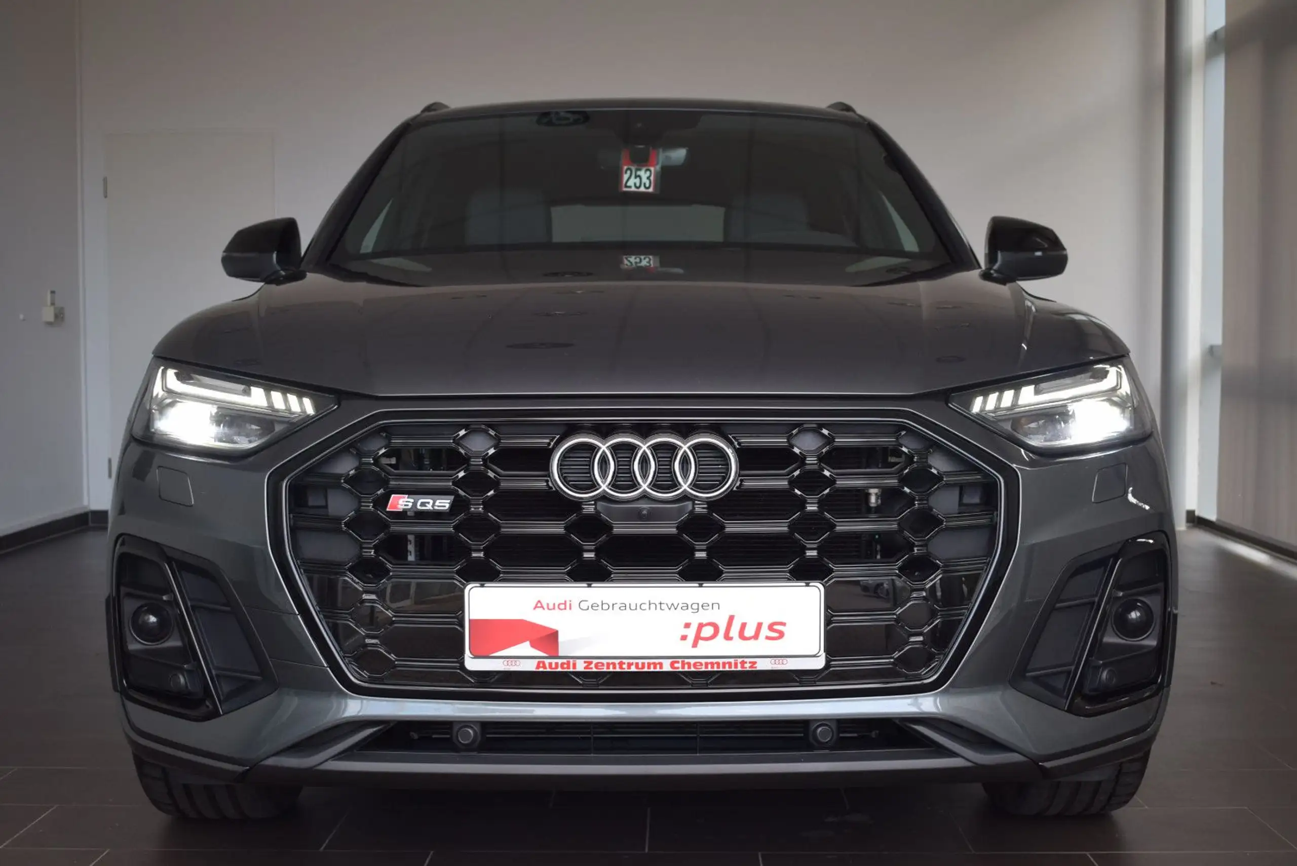 Audi - SQ5