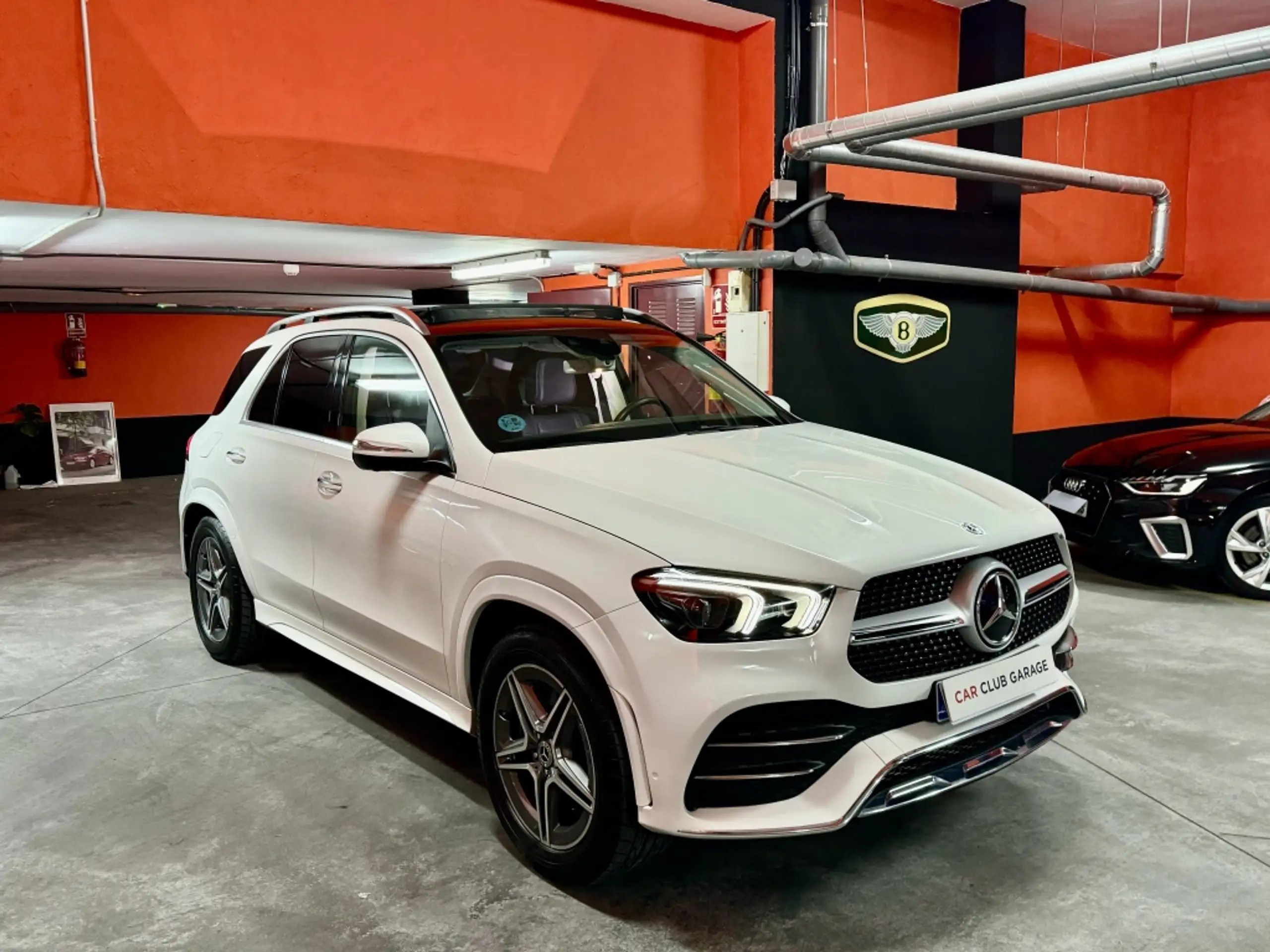 Mercedes-Benz - GLE 300