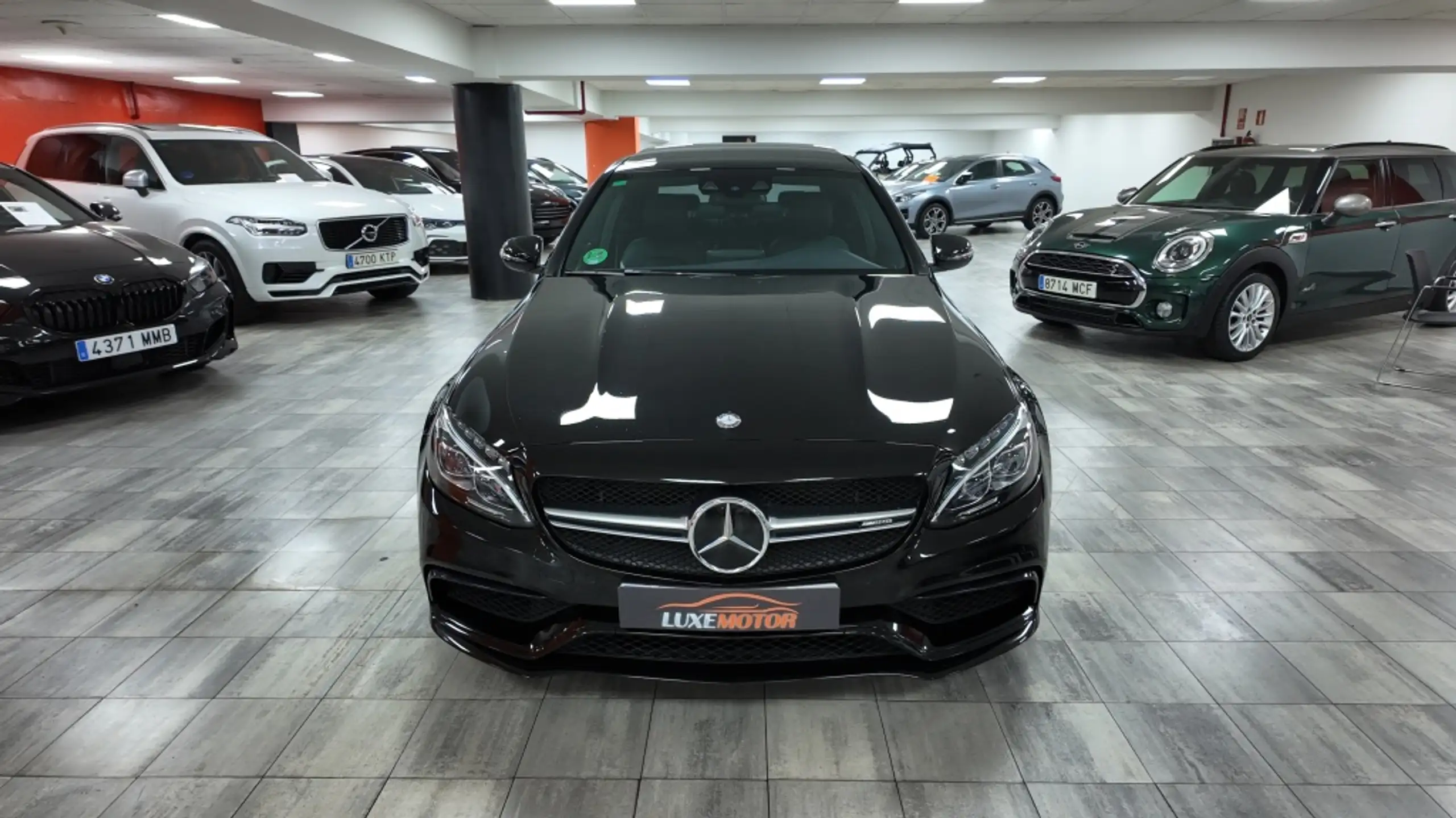 Mercedes-Benz - C 63 AMG