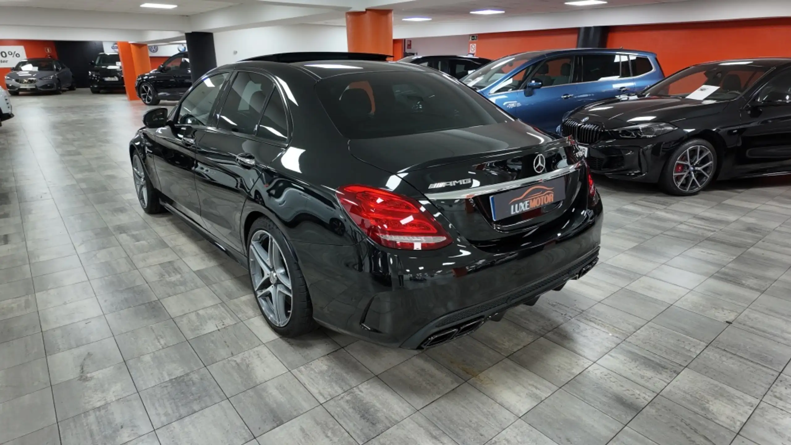 Mercedes-Benz - C 63 AMG