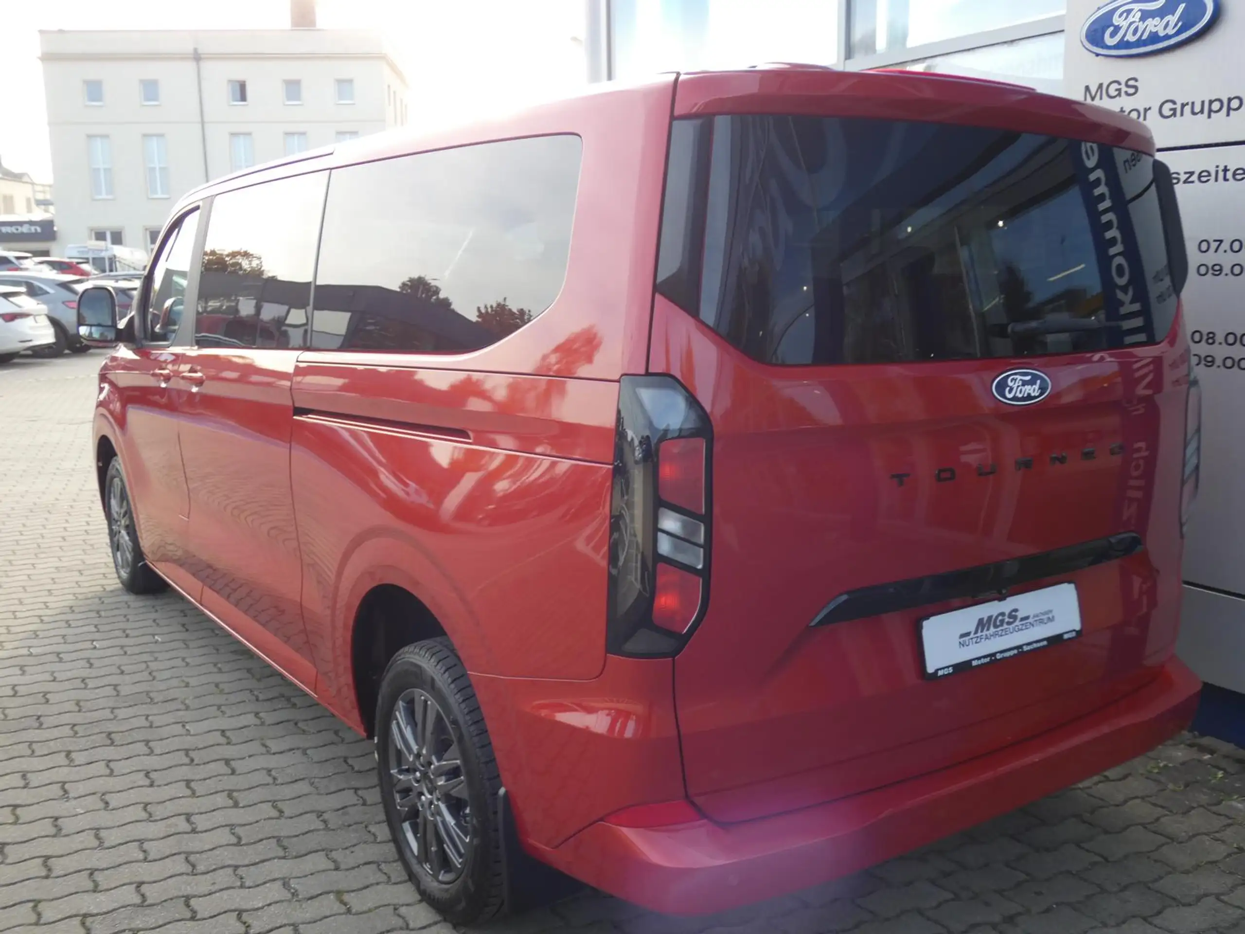 Ford - Tourneo Custom