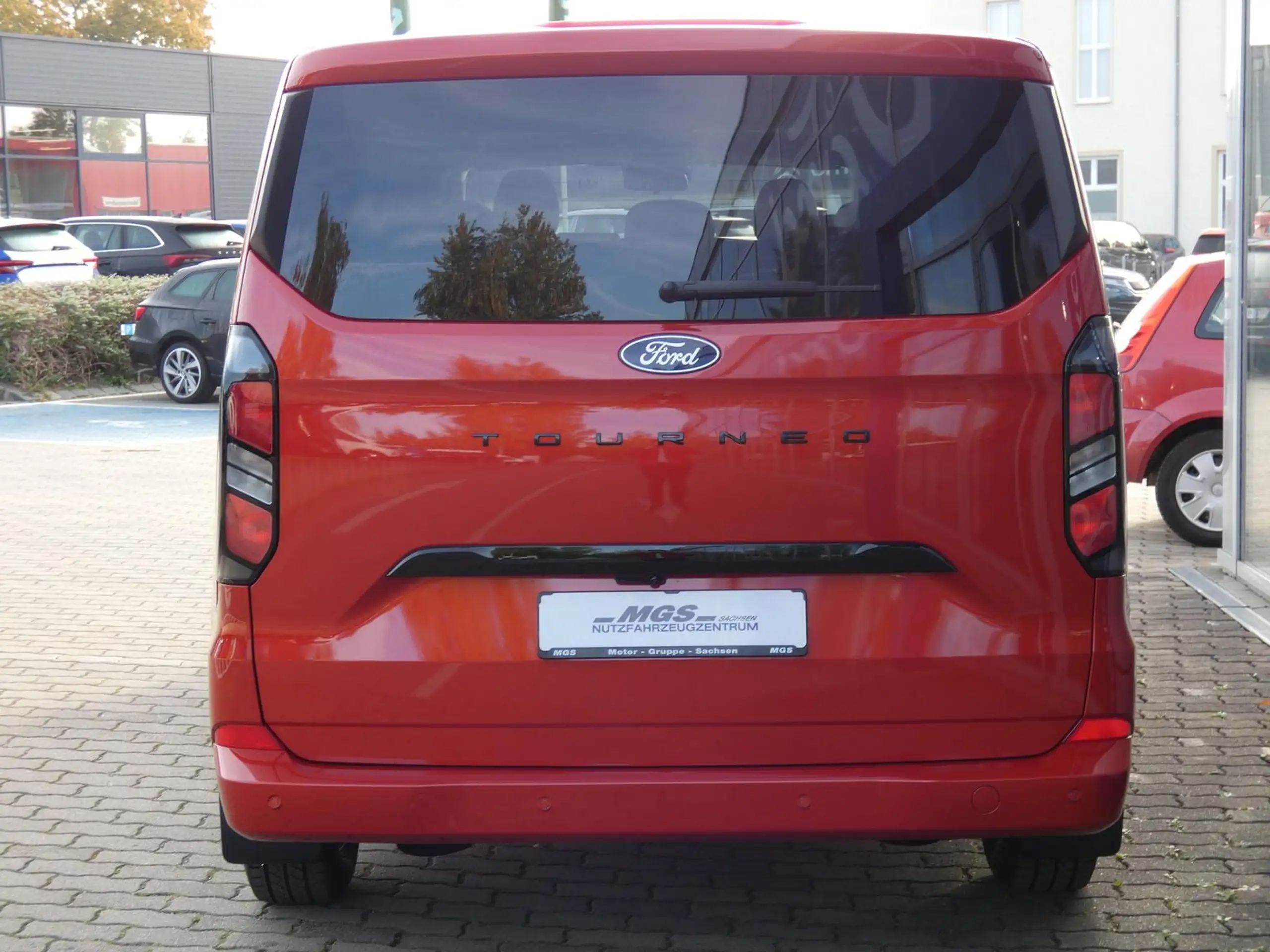 Ford - Tourneo Custom