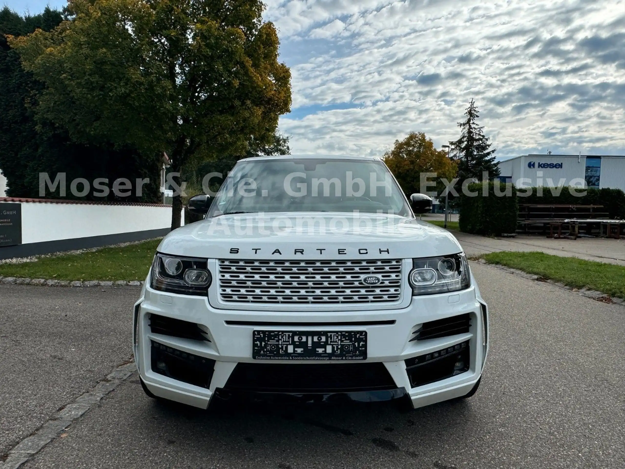 Land Rover - Range Rover