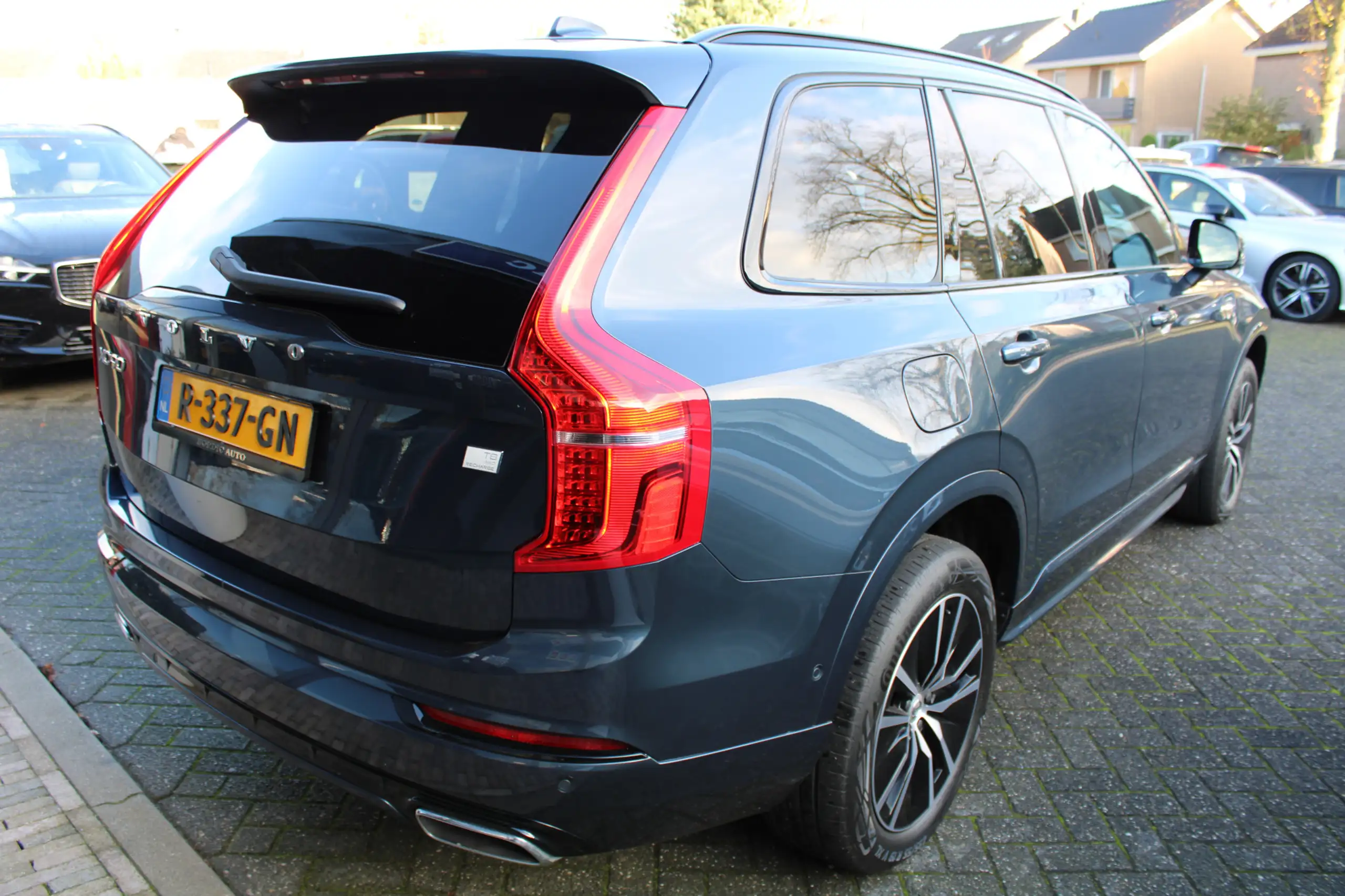 Volvo - XC90