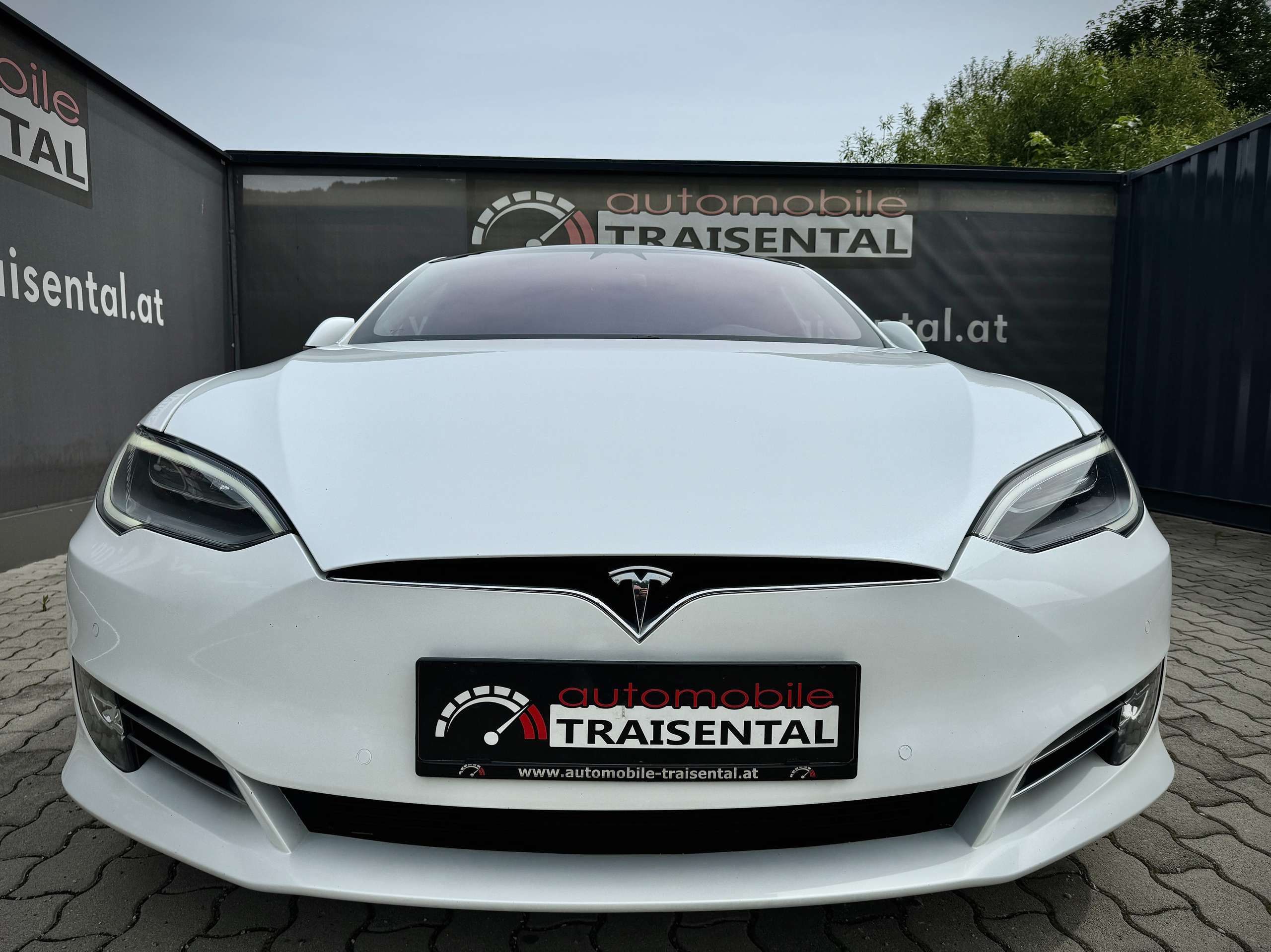 Tesla - Model S