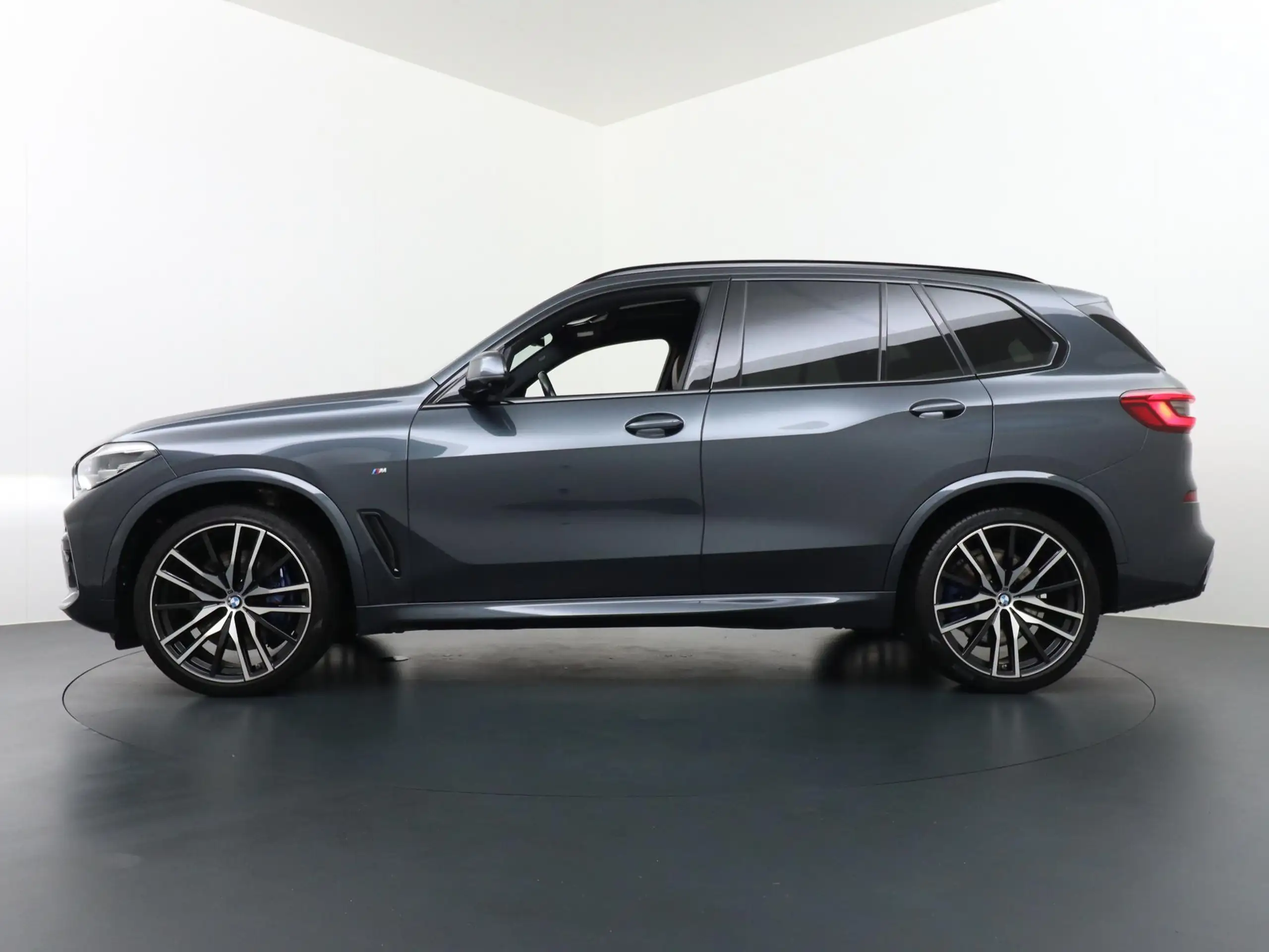 BMW X5 2019