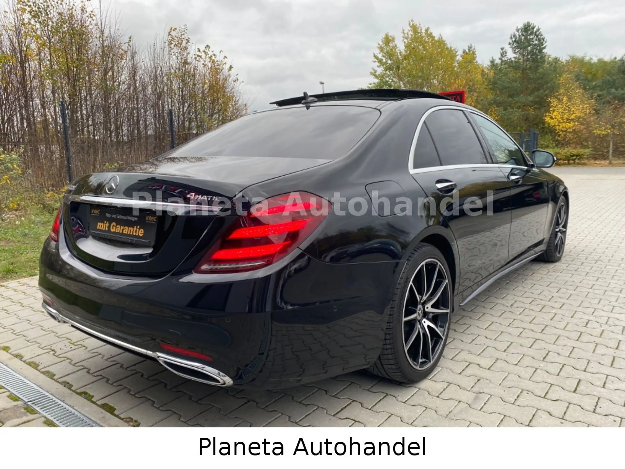 Mercedes-Benz - S 400