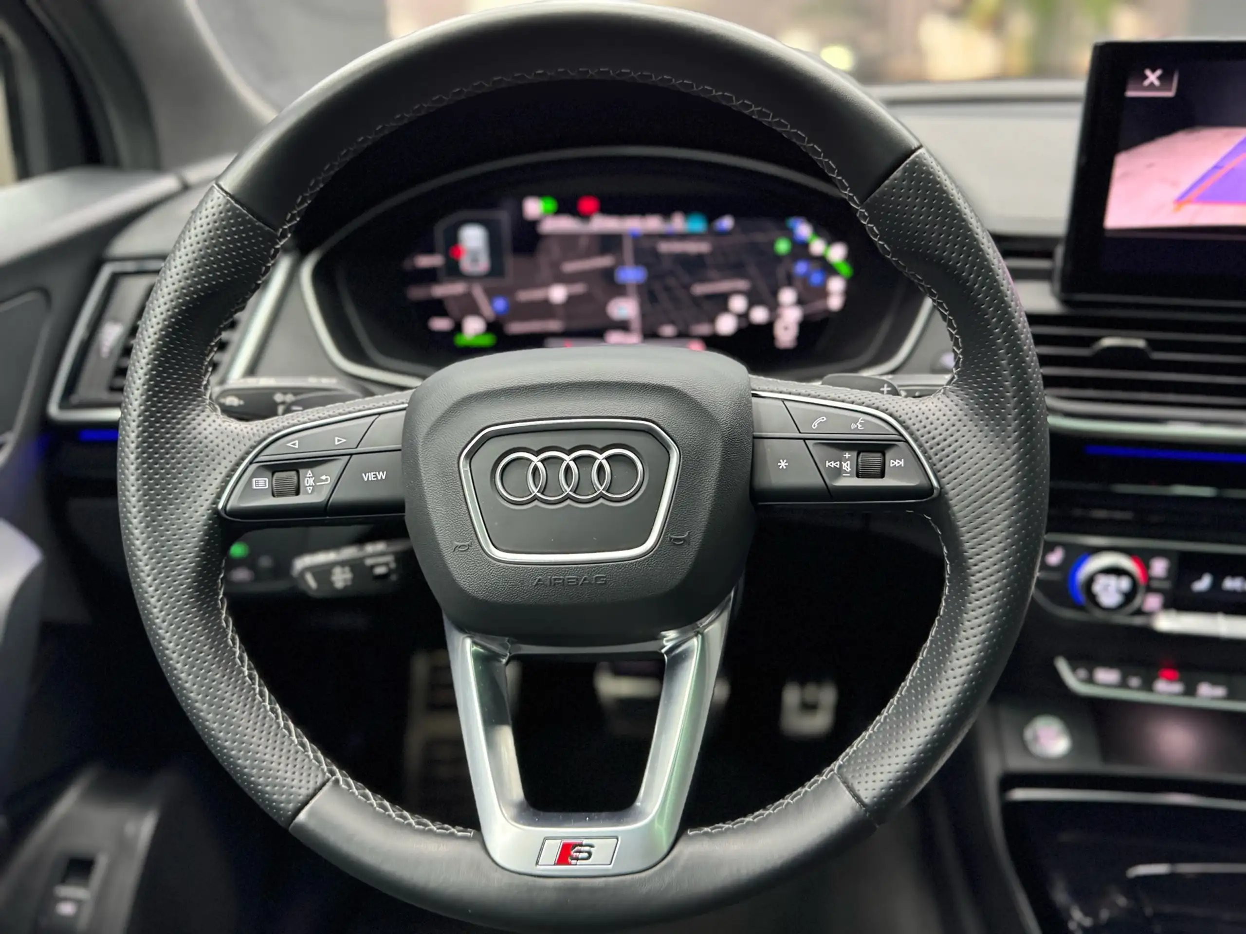 Audi - Q5