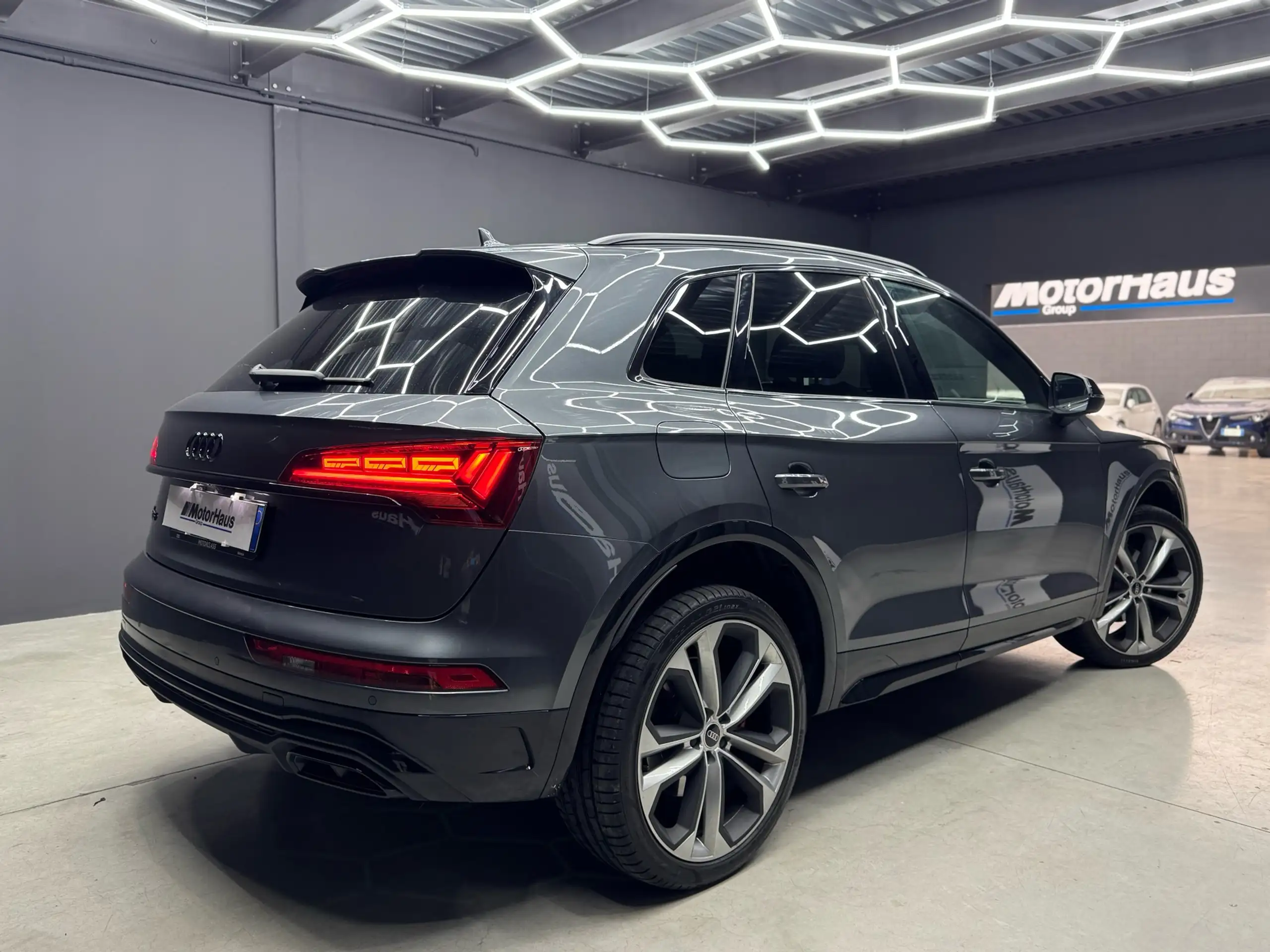 Audi - Q5