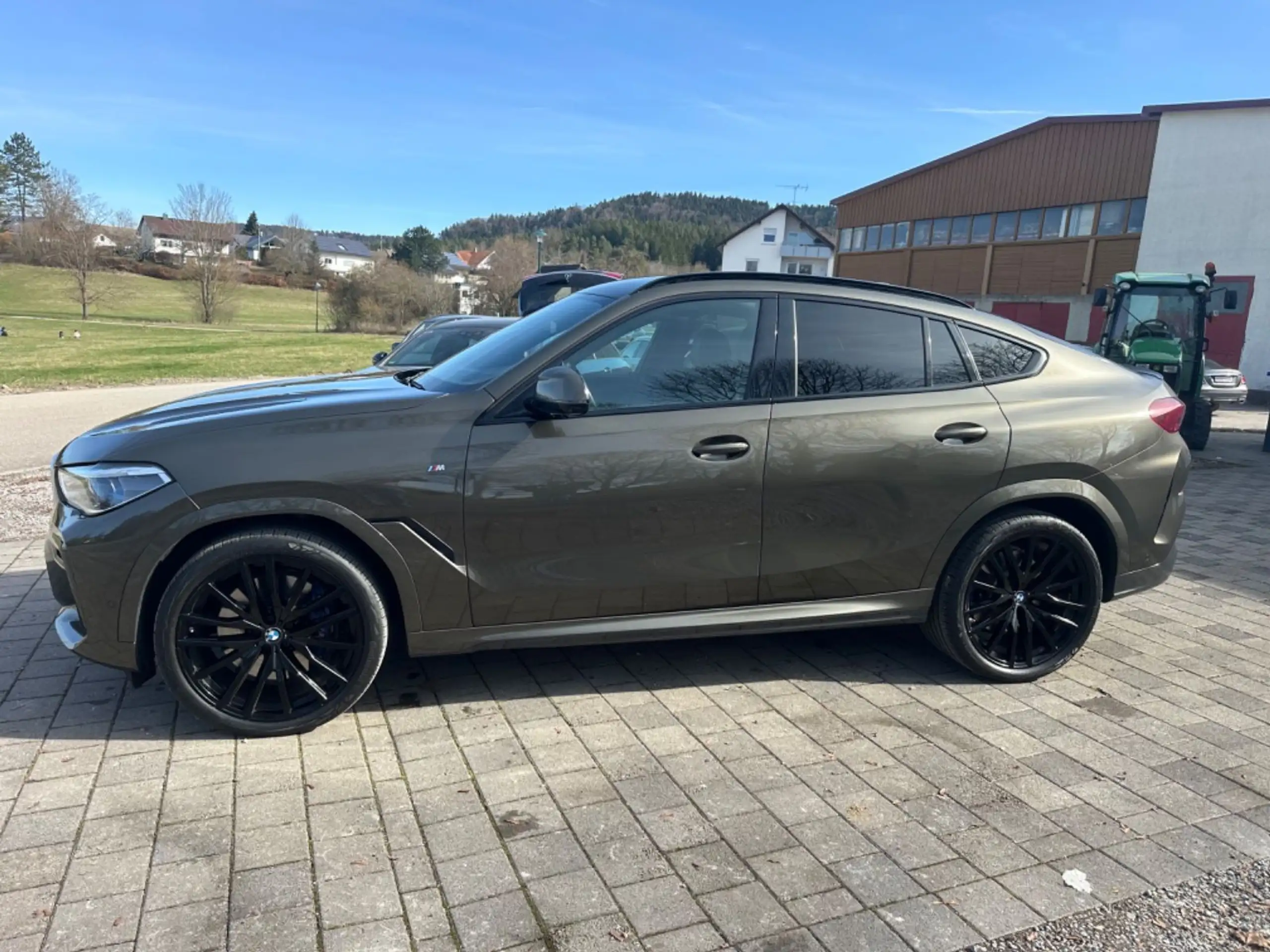 BMW - X6