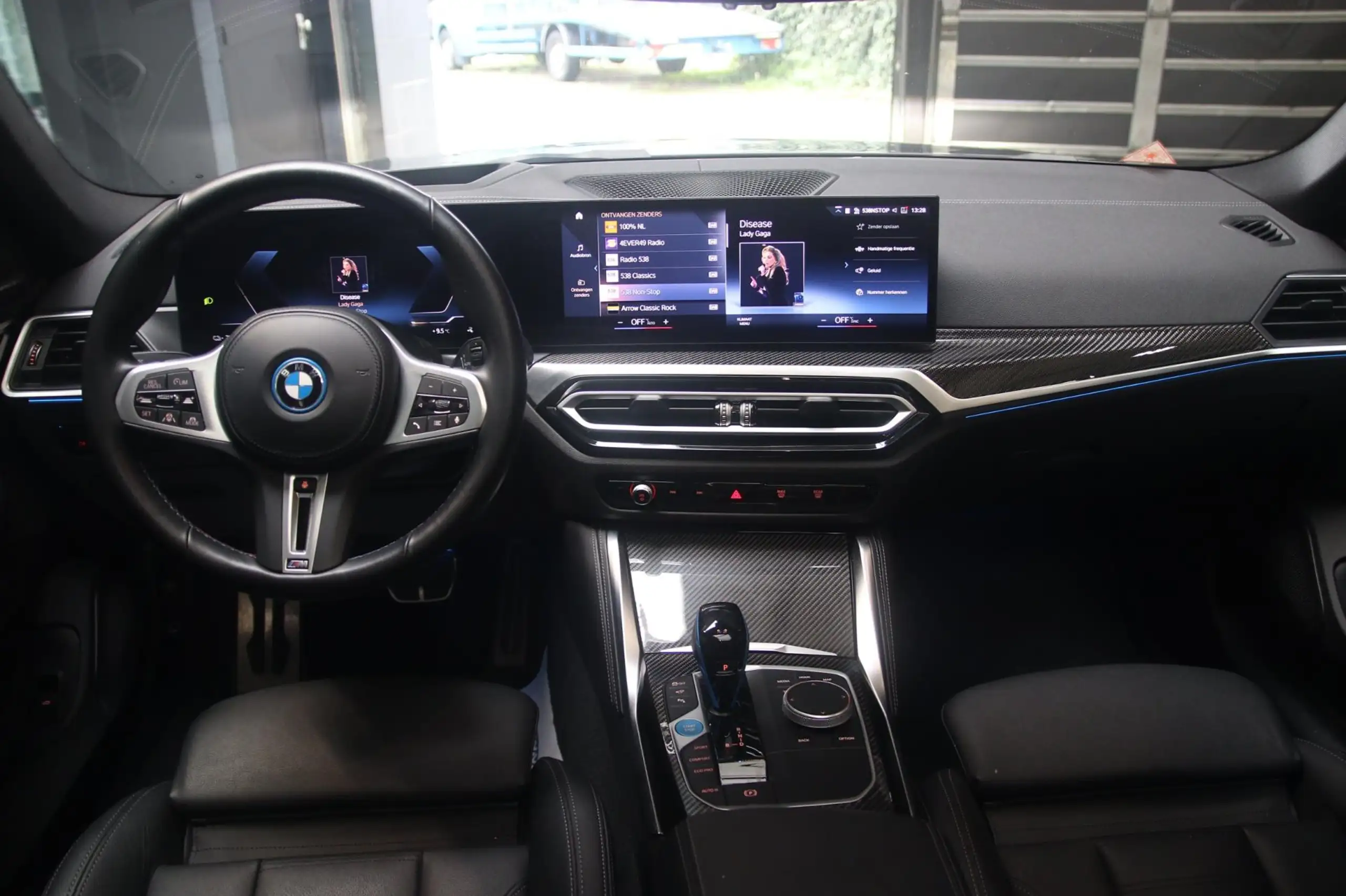 BMW - i4