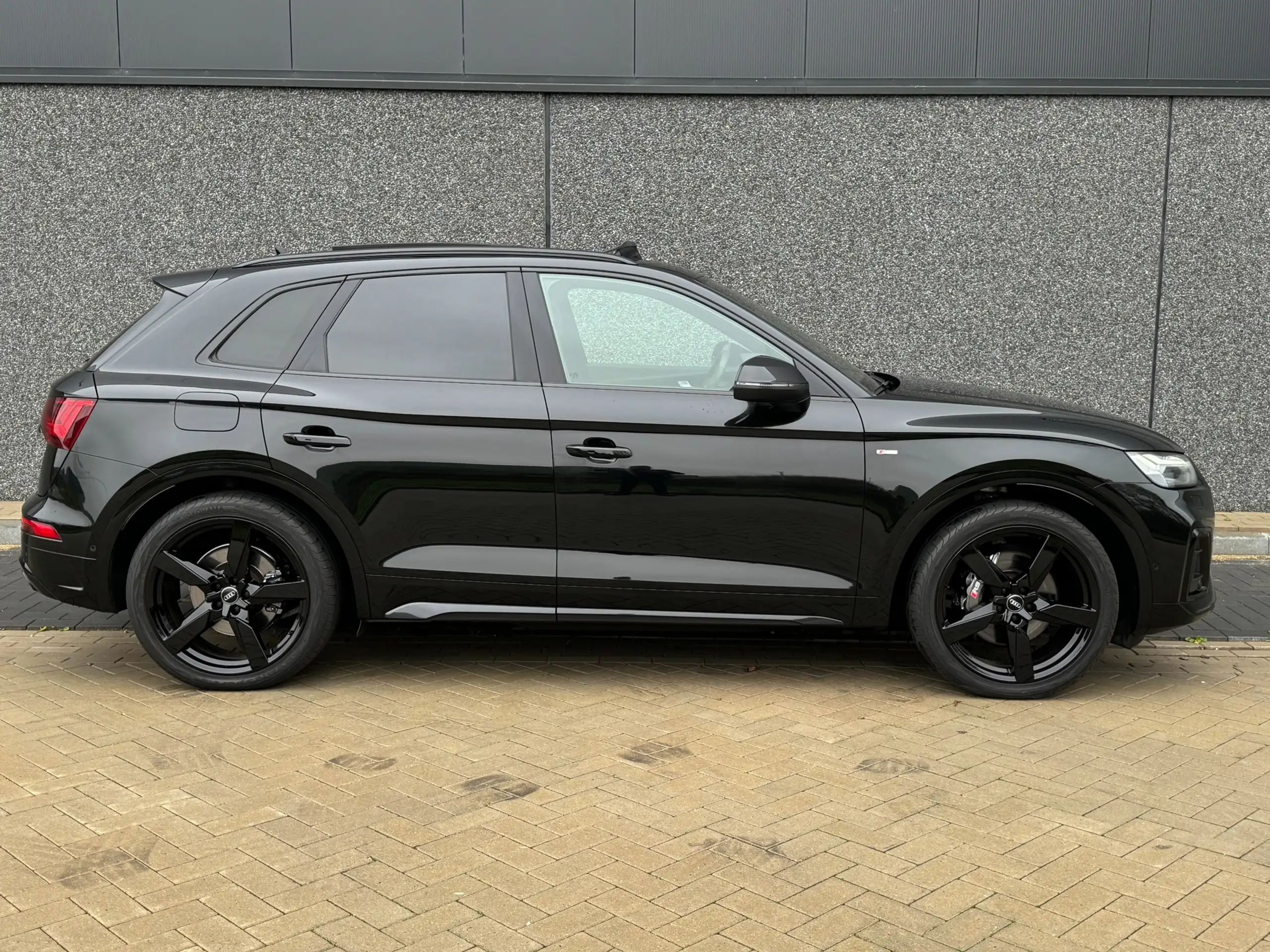 Audi - Q5