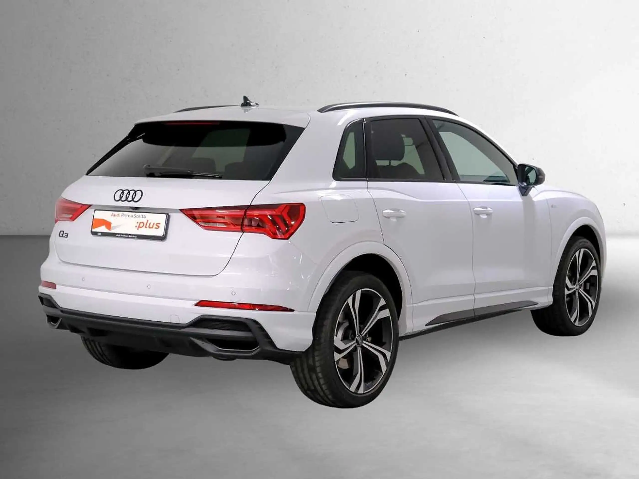 Audi - Q3