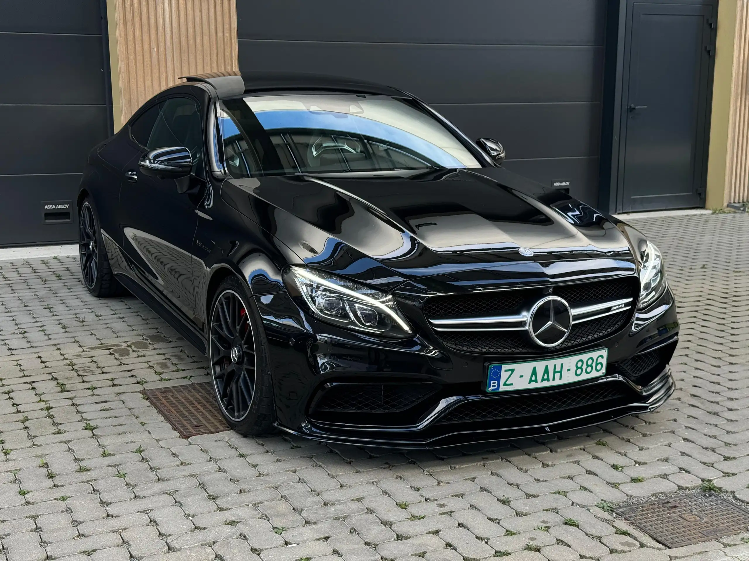 Mercedes-Benz - C 63 AMG