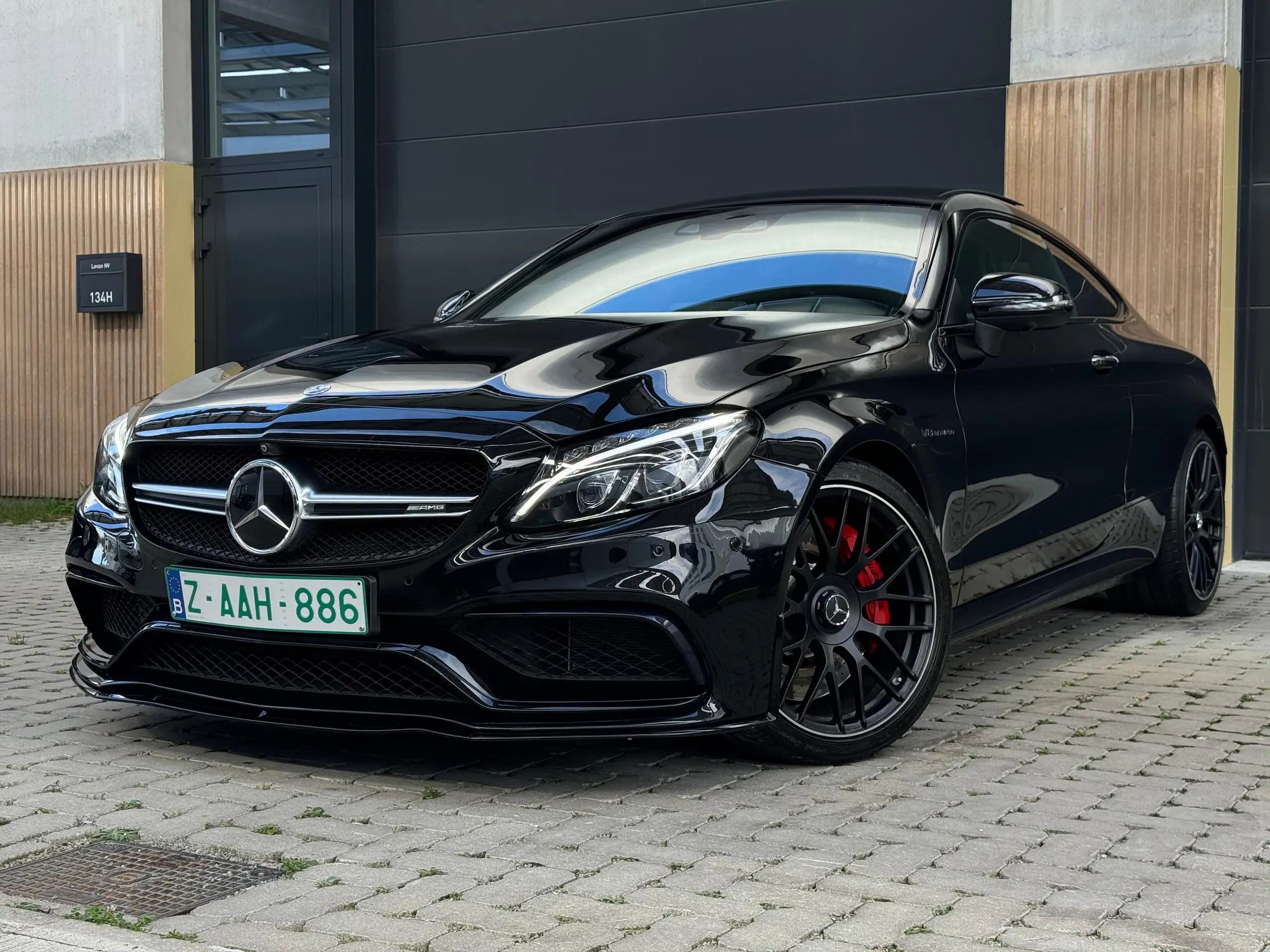 Mercedes-Benz - C 63 AMG