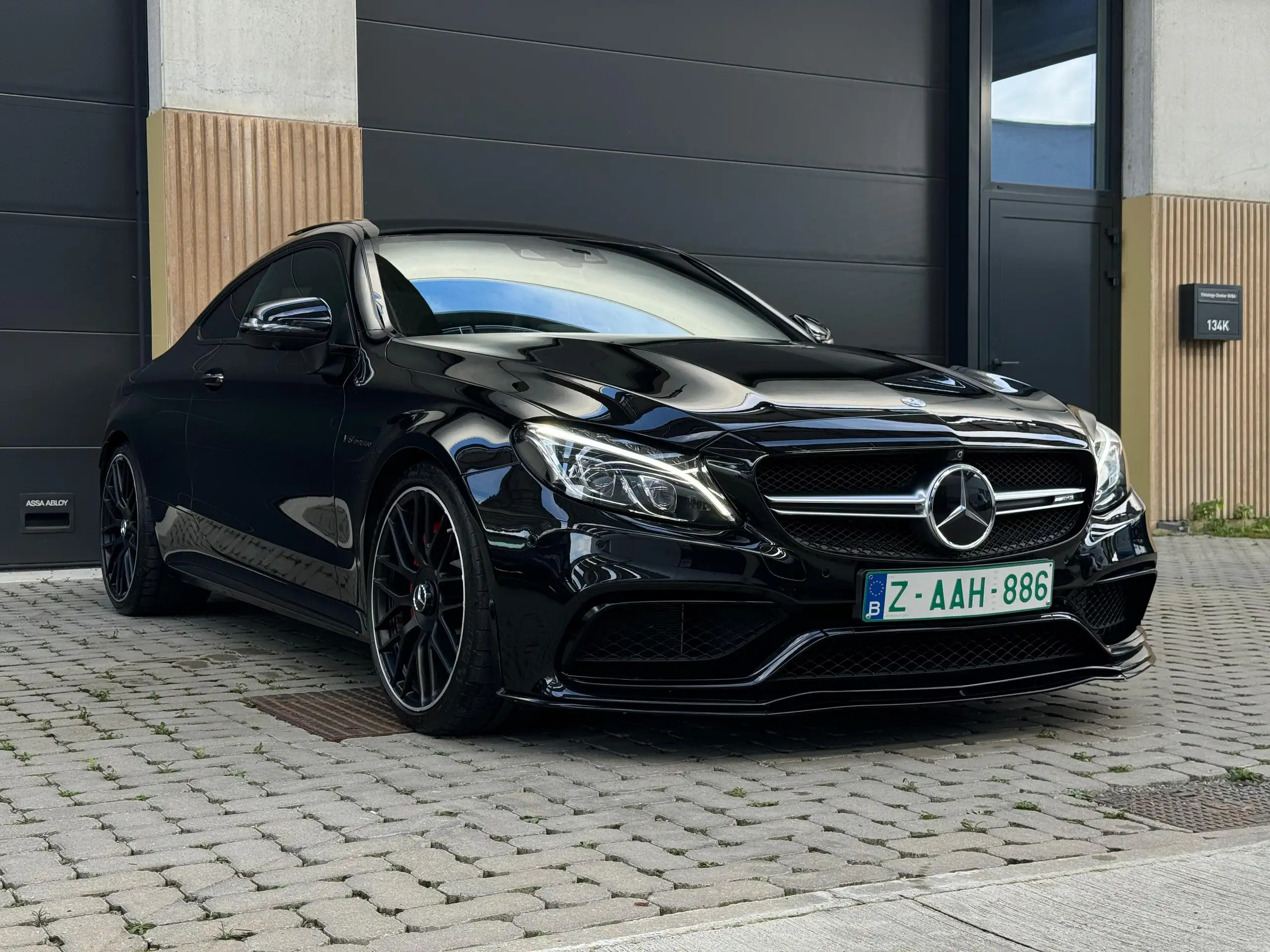 Mercedes-Benz - C 63 AMG