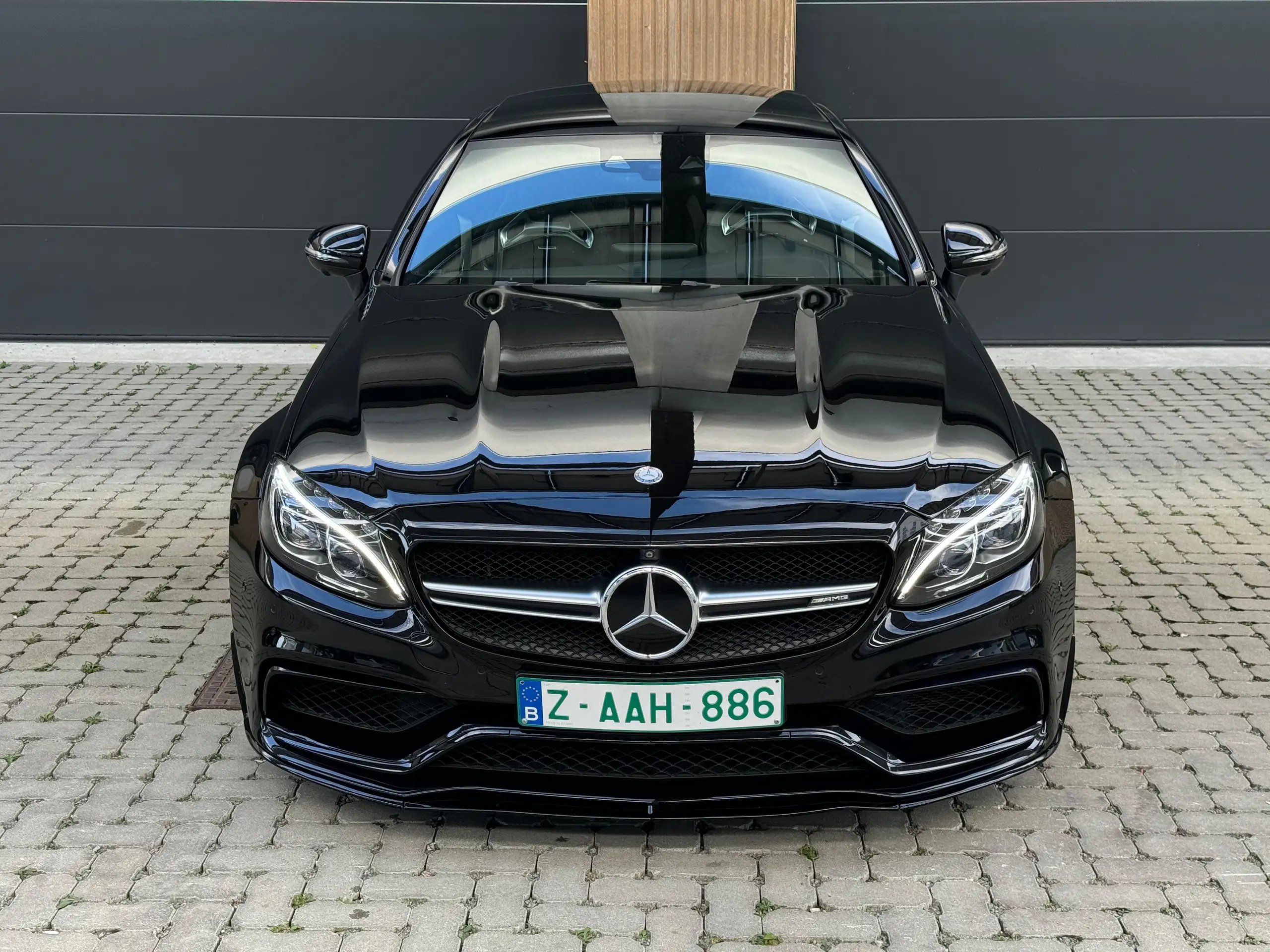 Mercedes-Benz - C 63 AMG